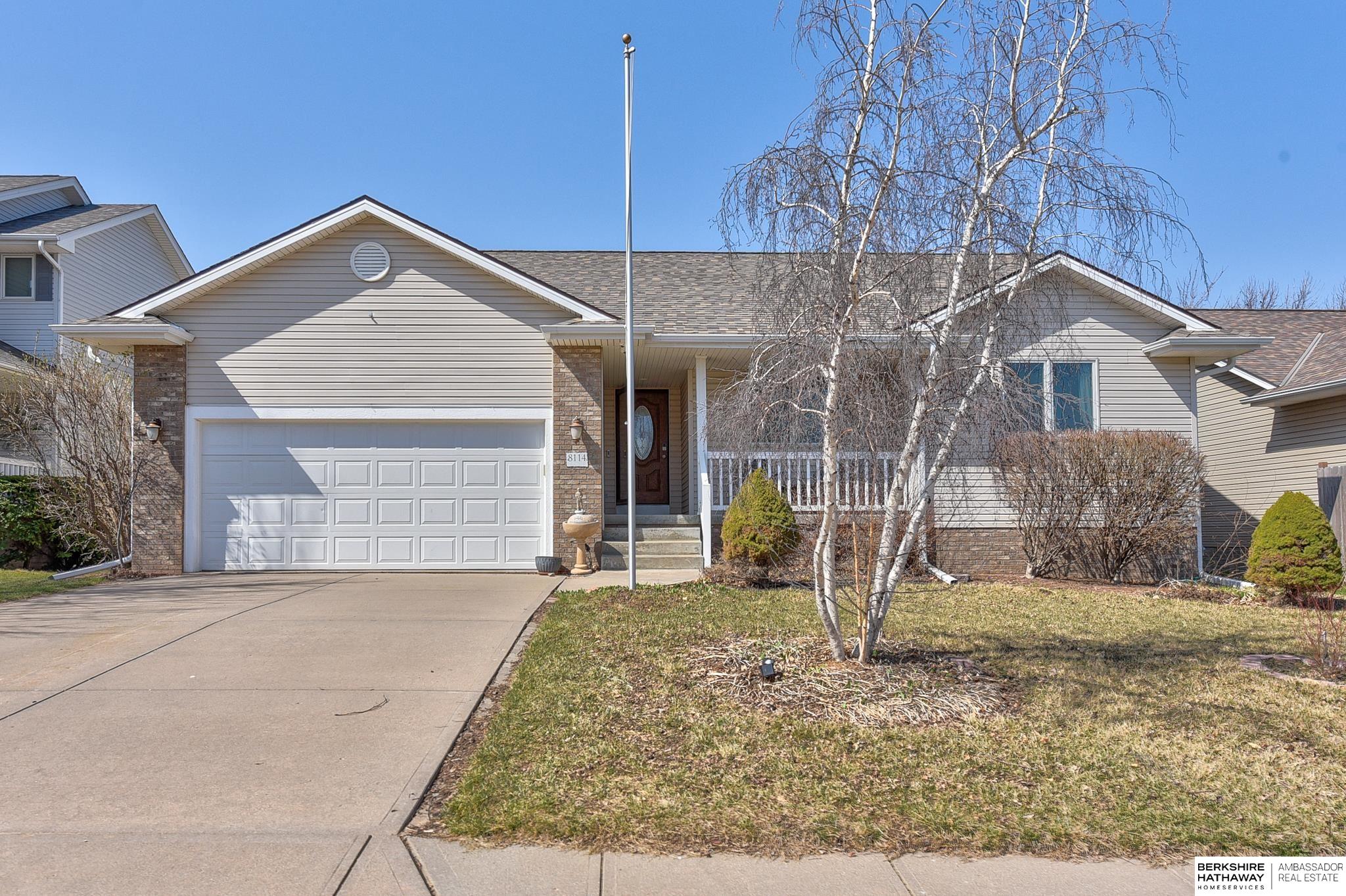 Omaha, Nebraska 68136, United States, 4 Bedrooms Bedrooms, ,3 BathroomsBathrooms,Residential,Active,98415