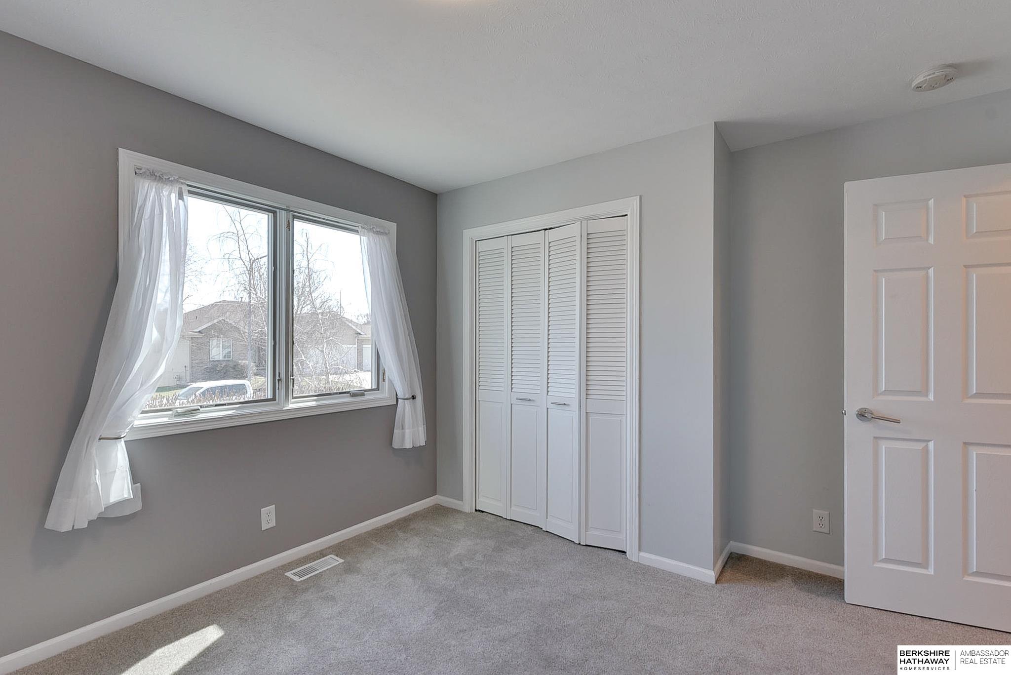 Omaha, Nebraska 68136, United States, 4 Bedrooms Bedrooms, ,3 BathroomsBathrooms,Residential,Active,98415