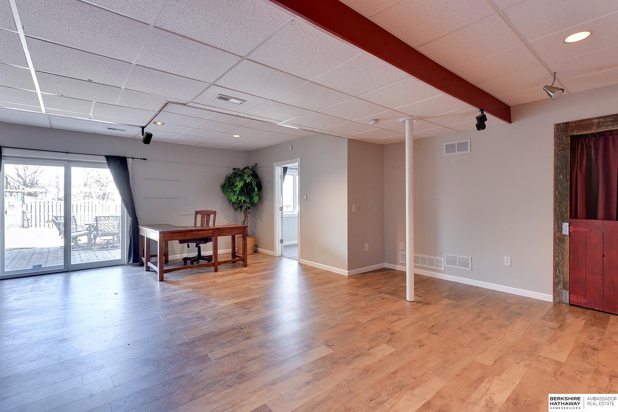 Omaha, Nebraska 68136, United States, 4 Bedrooms Bedrooms, ,3 BathroomsBathrooms,Residential,Active,98415