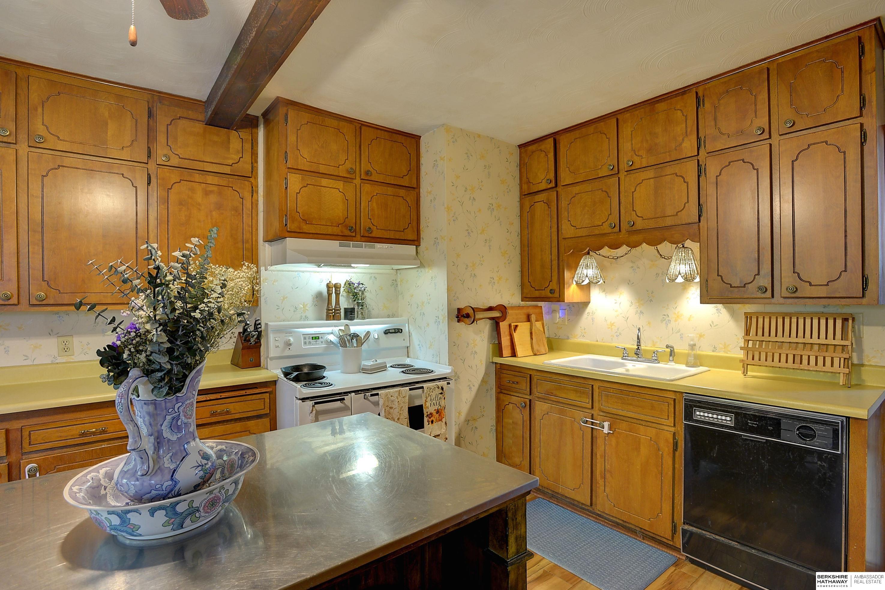 Fremont, Nebraska 68025, United States, 4 Bedrooms Bedrooms, ,2 BathroomsBathrooms,Residential,Active,43018