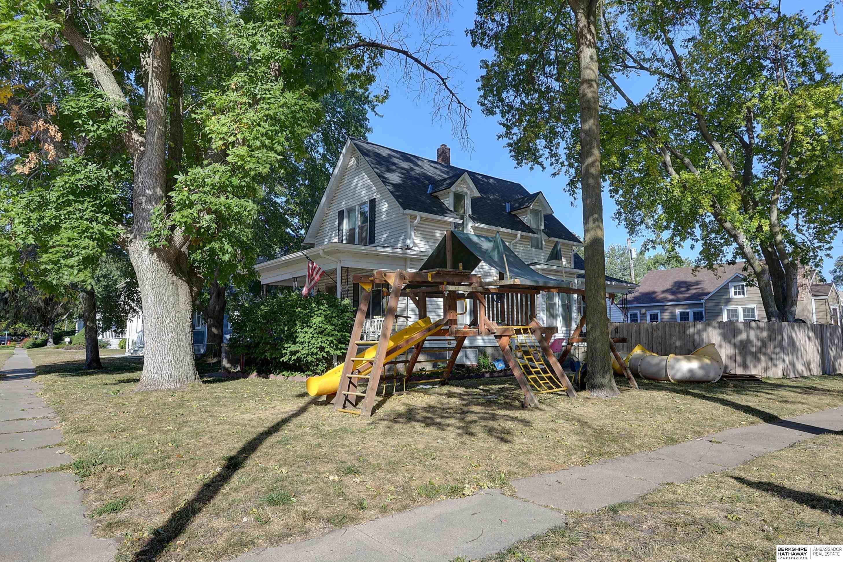 Fremont, Nebraska 68025, United States, 4 Bedrooms Bedrooms, ,2 BathroomsBathrooms,Residential,Active,43018