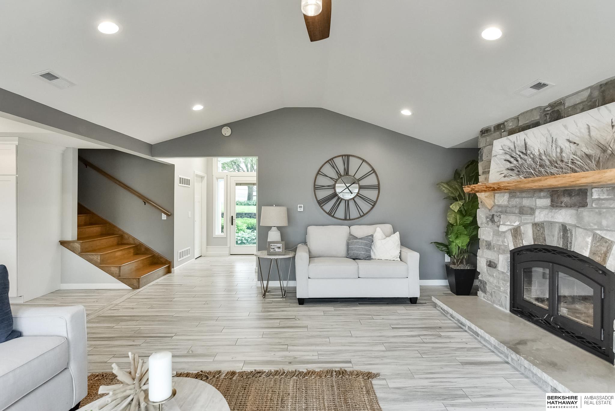 Bellevue, Nebraska 68123, United States, 3 Bedrooms Bedrooms, ,3 BathroomsBathrooms,Residential,Active,35553