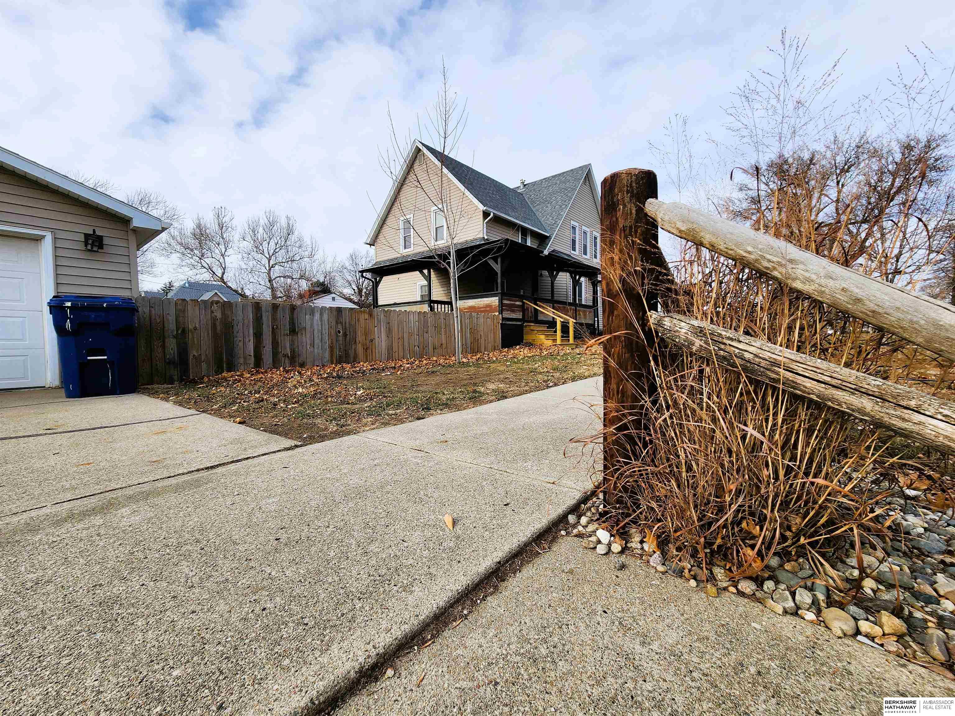 Lyons, Nebraska 68038, United States, 4 Bedrooms Bedrooms, ,2 BathroomsBathrooms,Residential,Active,92839