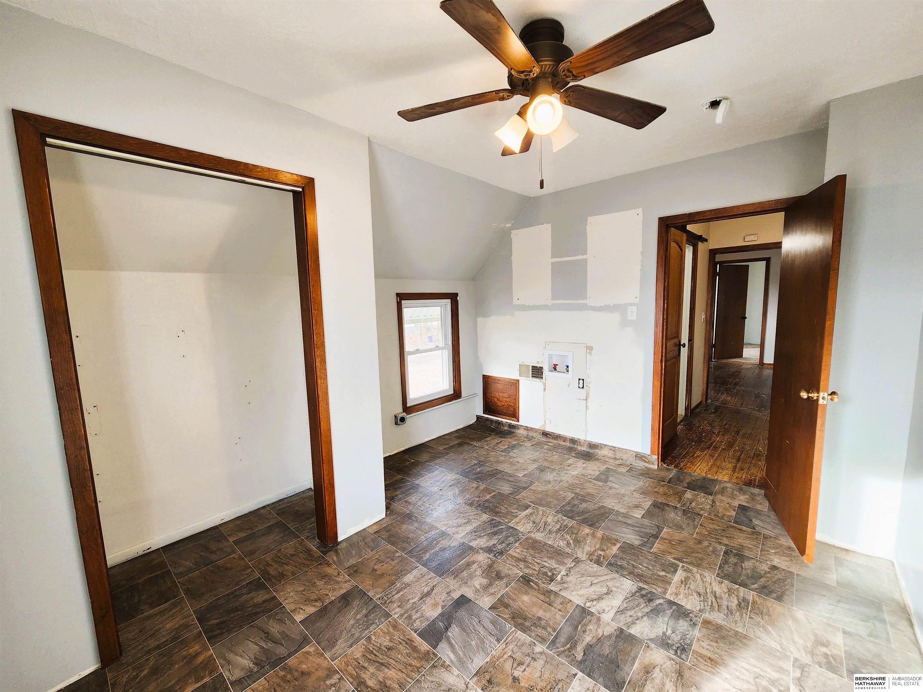 Lyons, Nebraska 68038, United States, 4 Bedrooms Bedrooms, ,2 BathroomsBathrooms,Residential,Active,92839