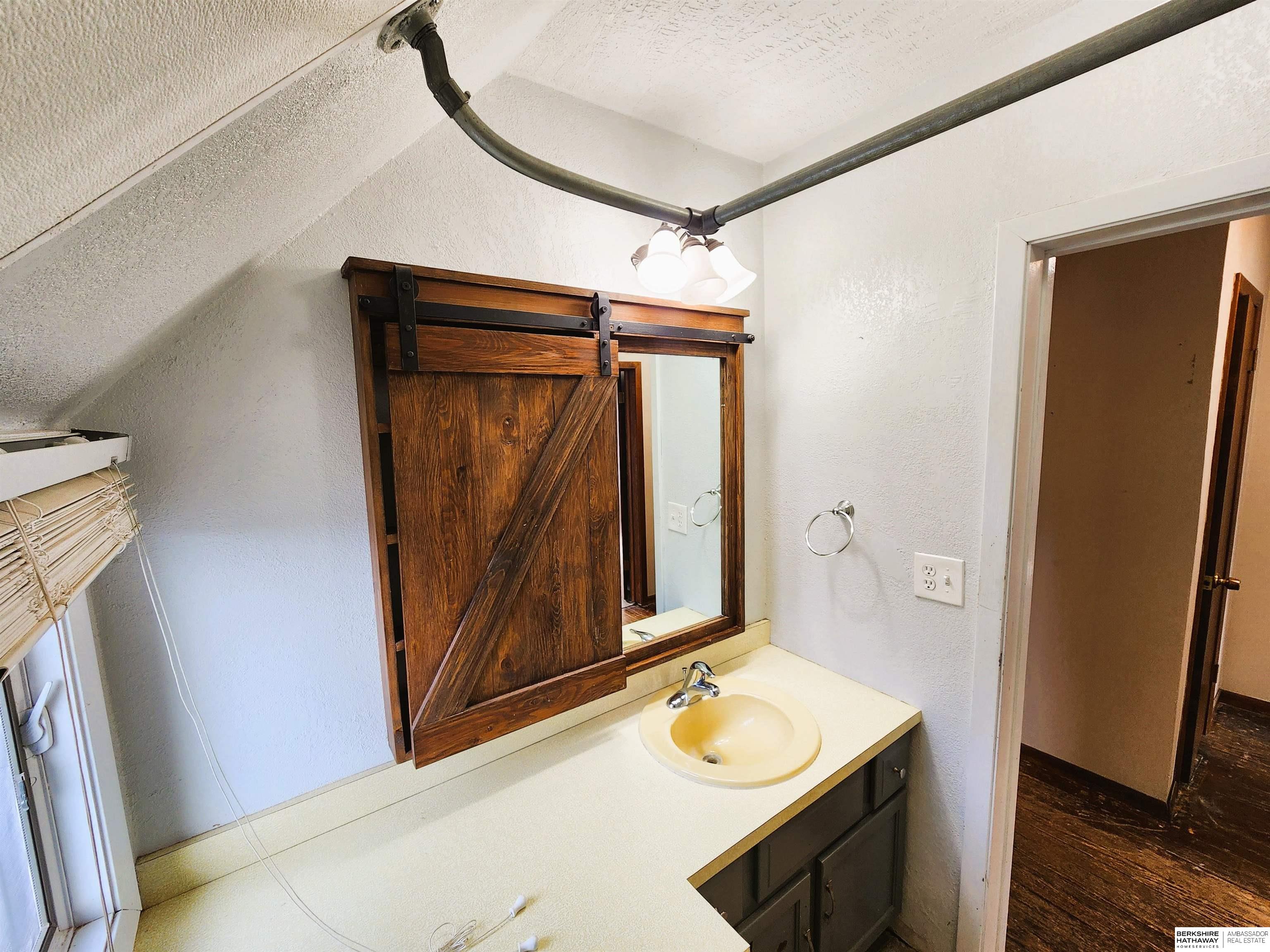 Lyons, Nebraska 68038, United States, 4 Bedrooms Bedrooms, ,2 BathroomsBathrooms,Residential,Active,92839