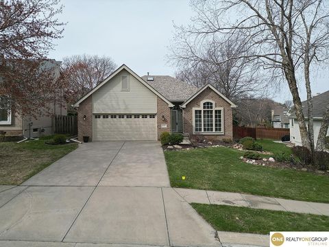 MLS: 22509404