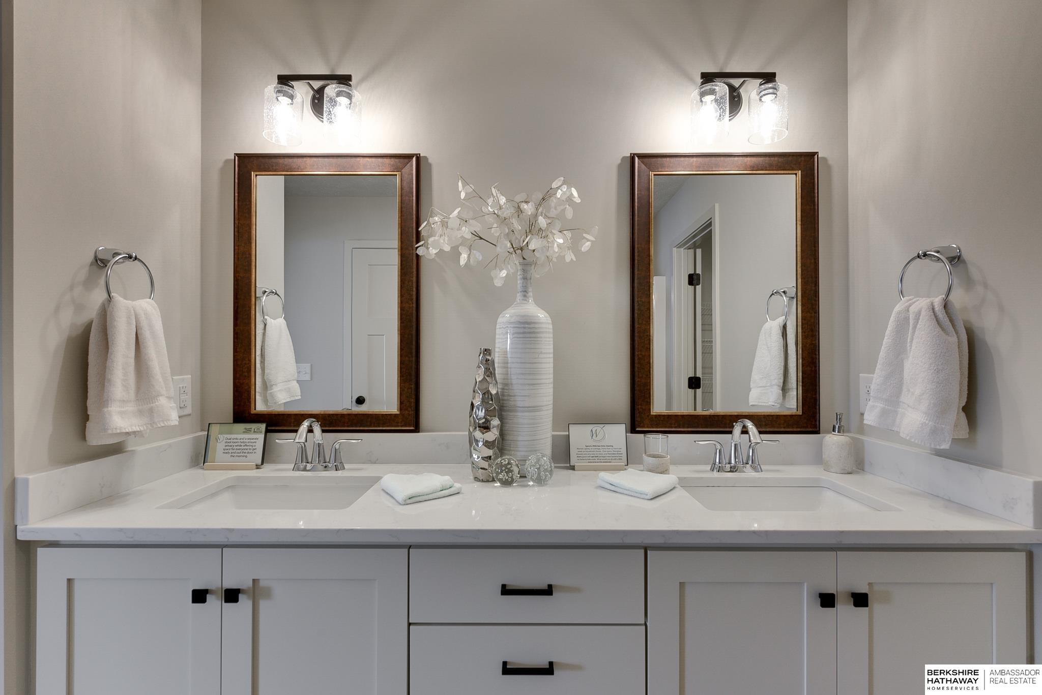 Bellevue, Nebraska 68133, United States, 3 Bedrooms Bedrooms, ,2 BathroomsBathrooms,Residential,Active,64837