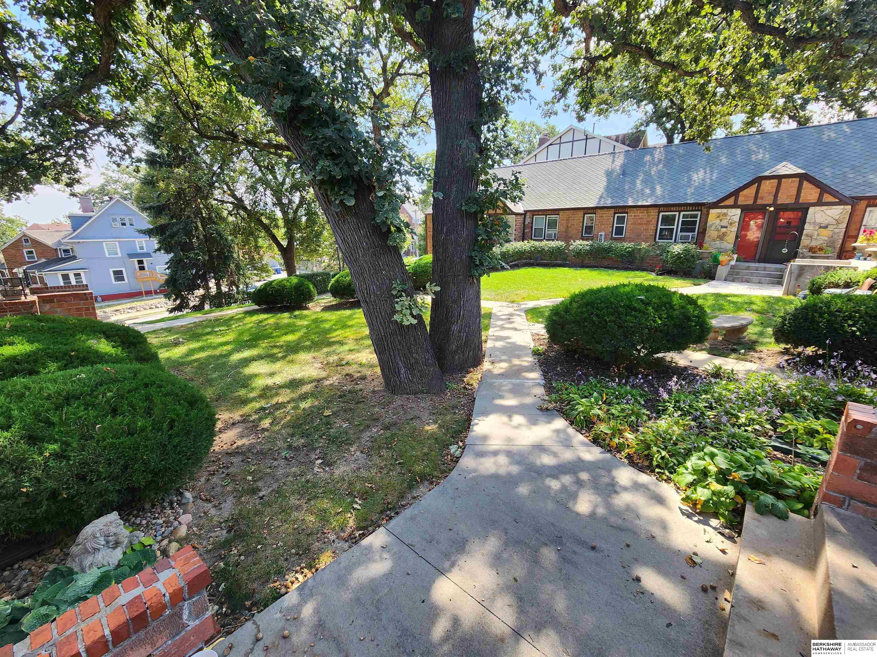 Omaha, Nebraska 68131, United States, 5 Bedrooms Bedrooms, ,4 BathroomsBathrooms,Residential,Active,43689