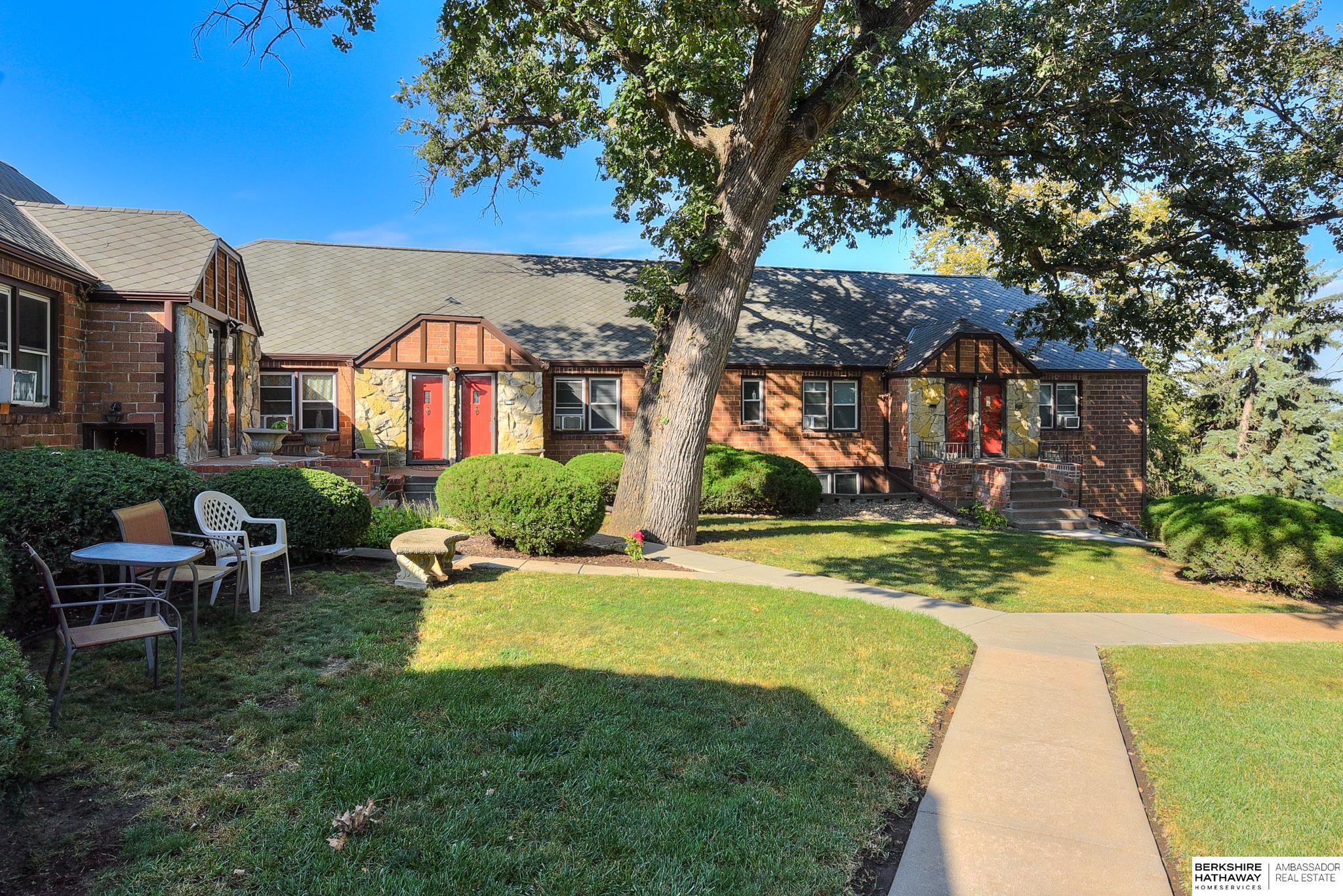 Omaha, Nebraska 68131, United States, 5 Bedrooms Bedrooms, ,4 BathroomsBathrooms,Residential,Active,43689