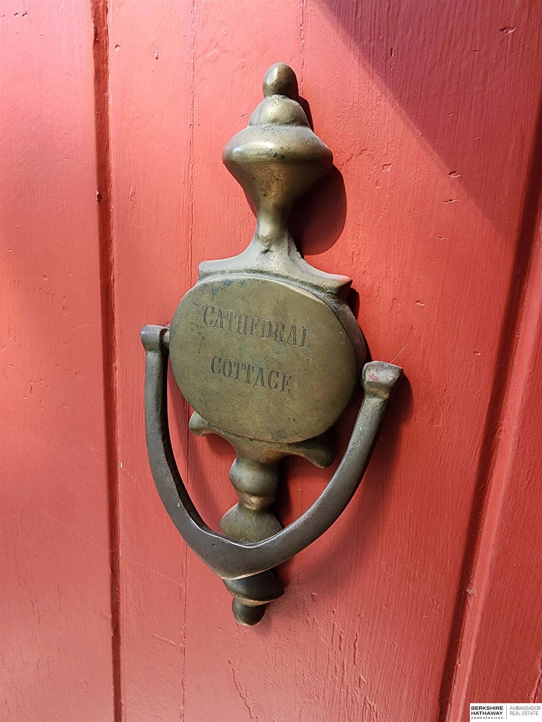 Omaha, Nebraska 68131, United States, 5 Bedrooms Bedrooms, ,4 BathroomsBathrooms,Residential,Active,43689