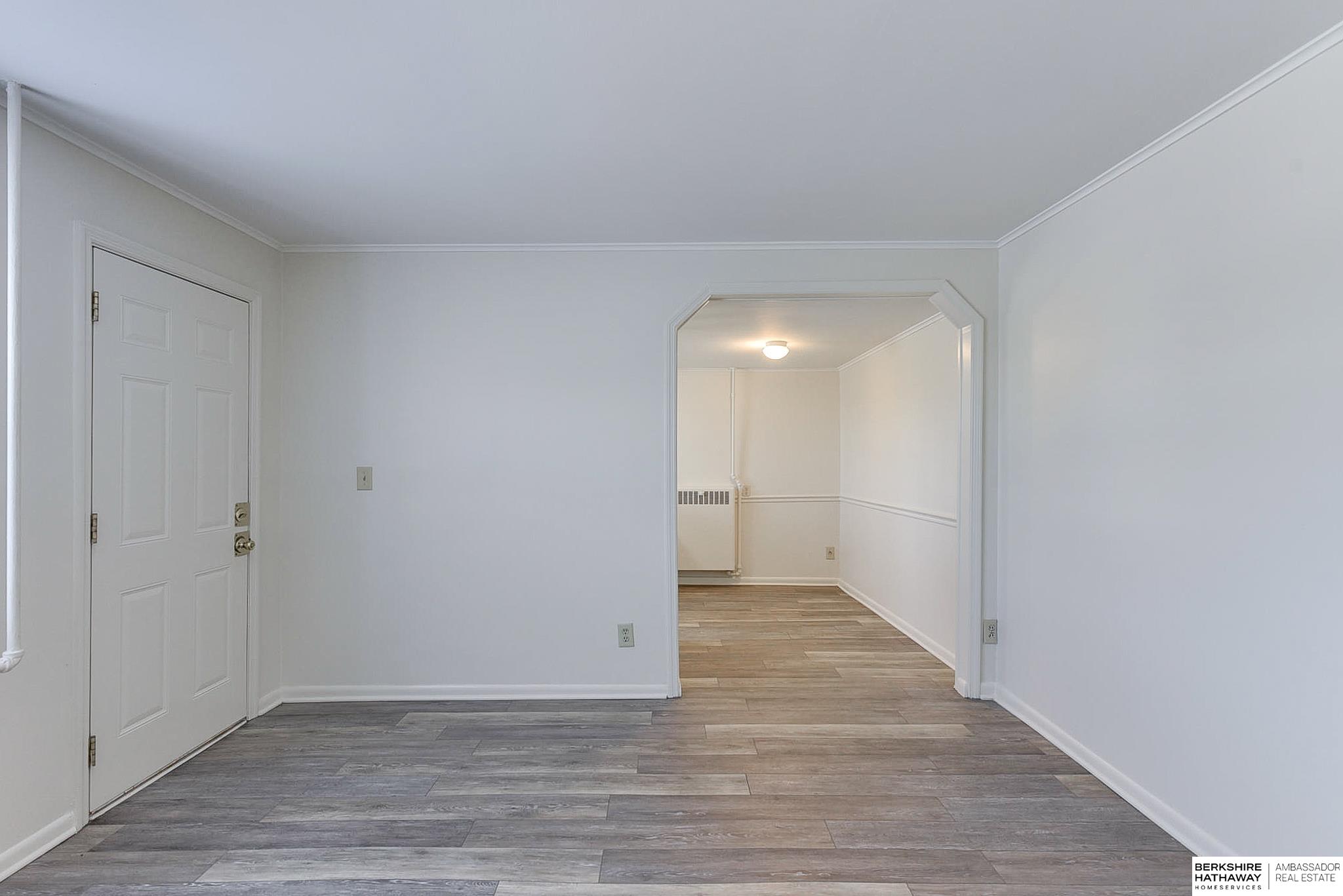 Omaha, Nebraska 68131, United States, 5 Bedrooms Bedrooms, ,4 BathroomsBathrooms,Residential,Active,43689