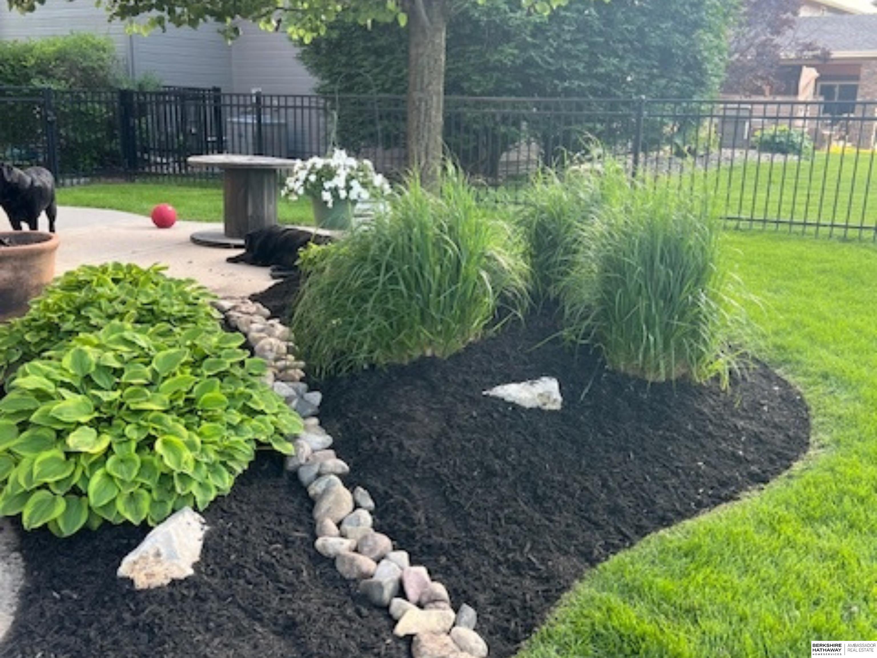 Omaha, Nebraska 68130, United States, 4 Bedrooms Bedrooms, ,3 BathroomsBathrooms,Residential,Pending,118541