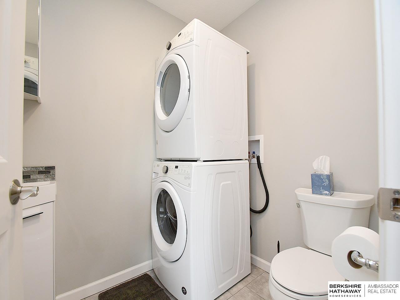 Brainard, Nebraska 68626, United States, 1 Bedroom Bedrooms, ,1 BathroomBathrooms,Residential,Pending,111361