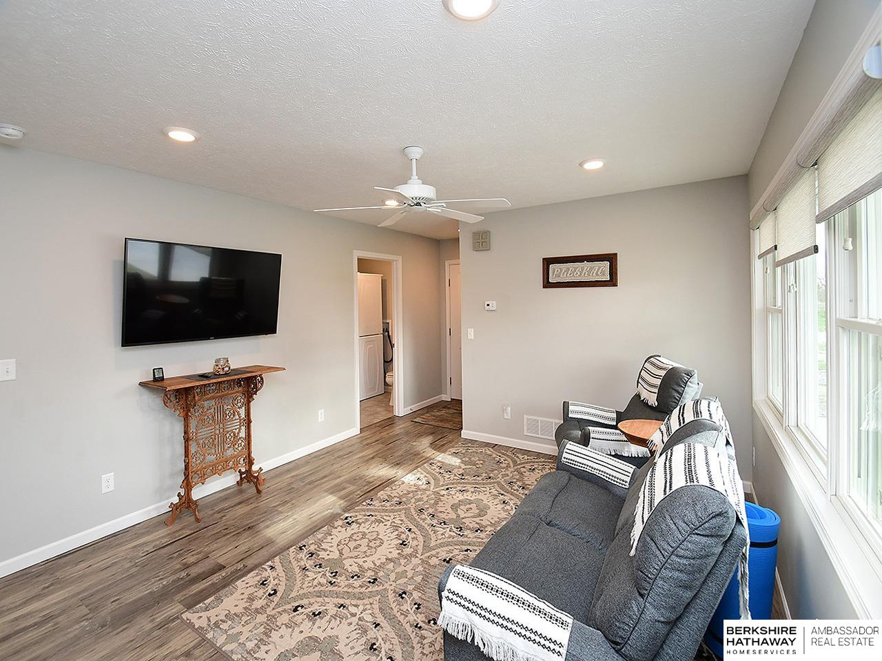 Brainard, Nebraska 68626, United States, 1 Bedroom Bedrooms, ,1 BathroomBathrooms,Residential,Pending,111361