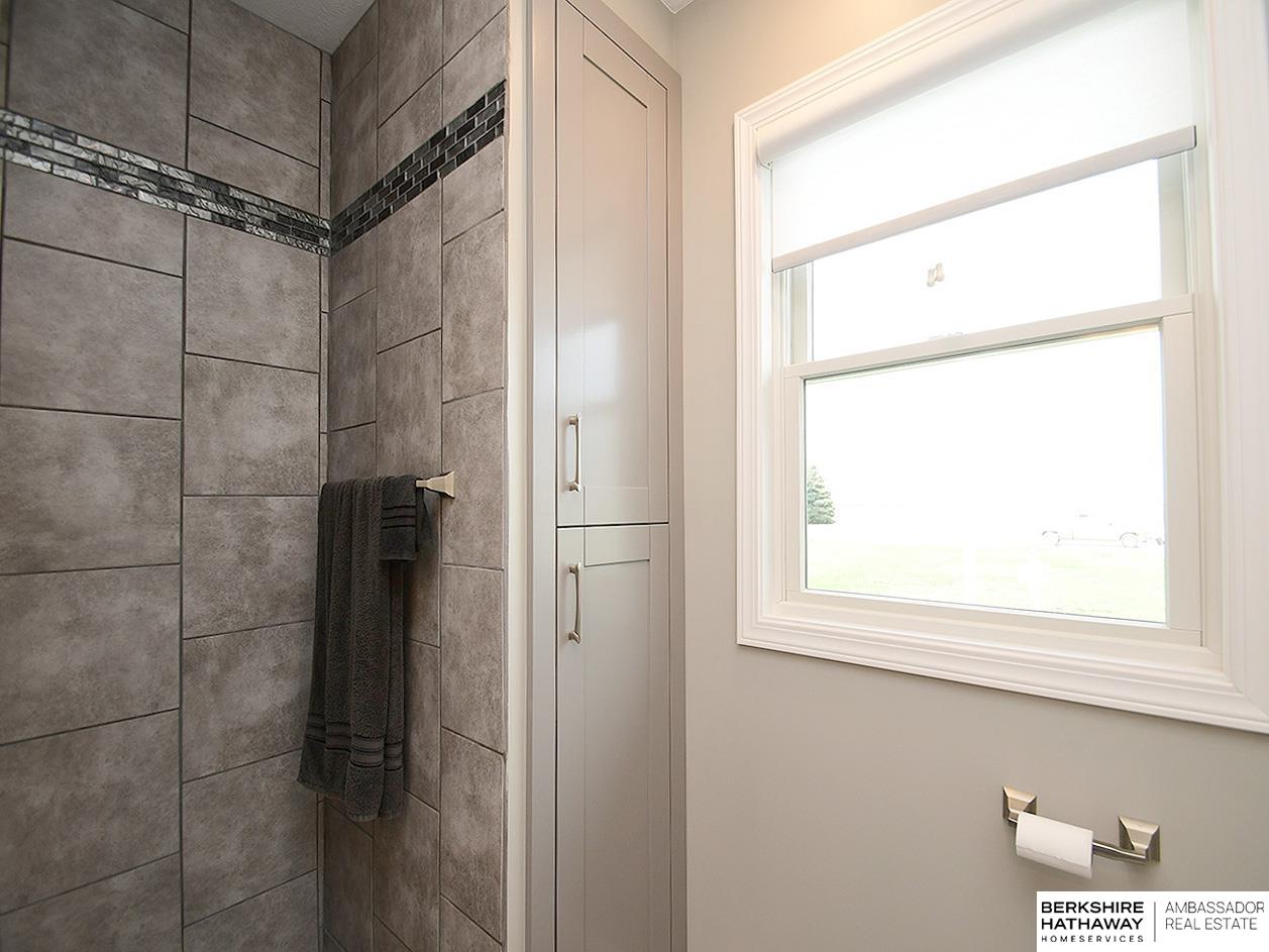 Brainard, Nebraska 68626, United States, 1 Bedroom Bedrooms, ,1 BathroomBathrooms,Residential,Pending,111361