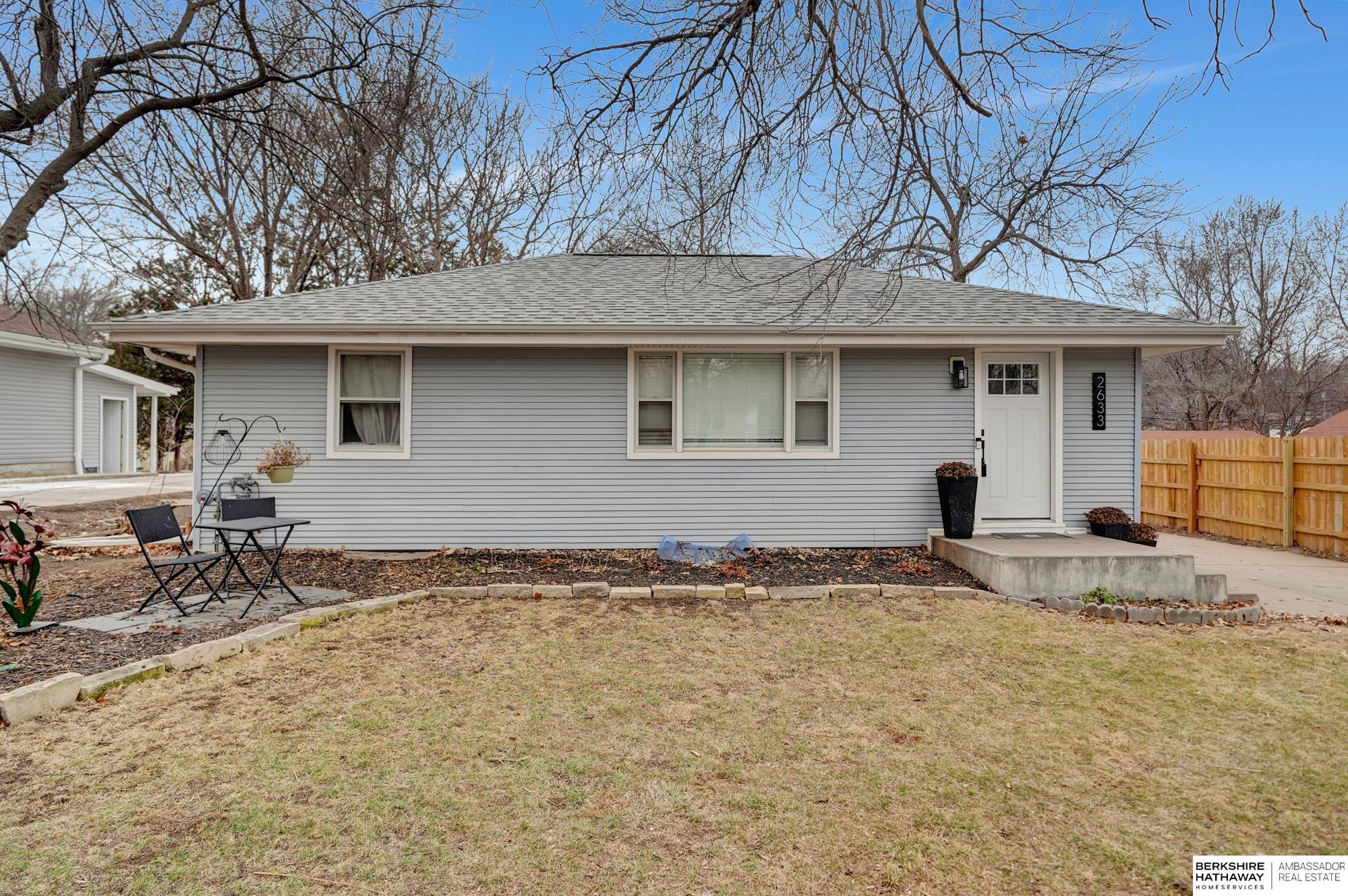Lincoln, Nebraska 68506, United States, 3 Bedrooms Bedrooms, ,2 BathroomsBathrooms,Residential,Pending,82961