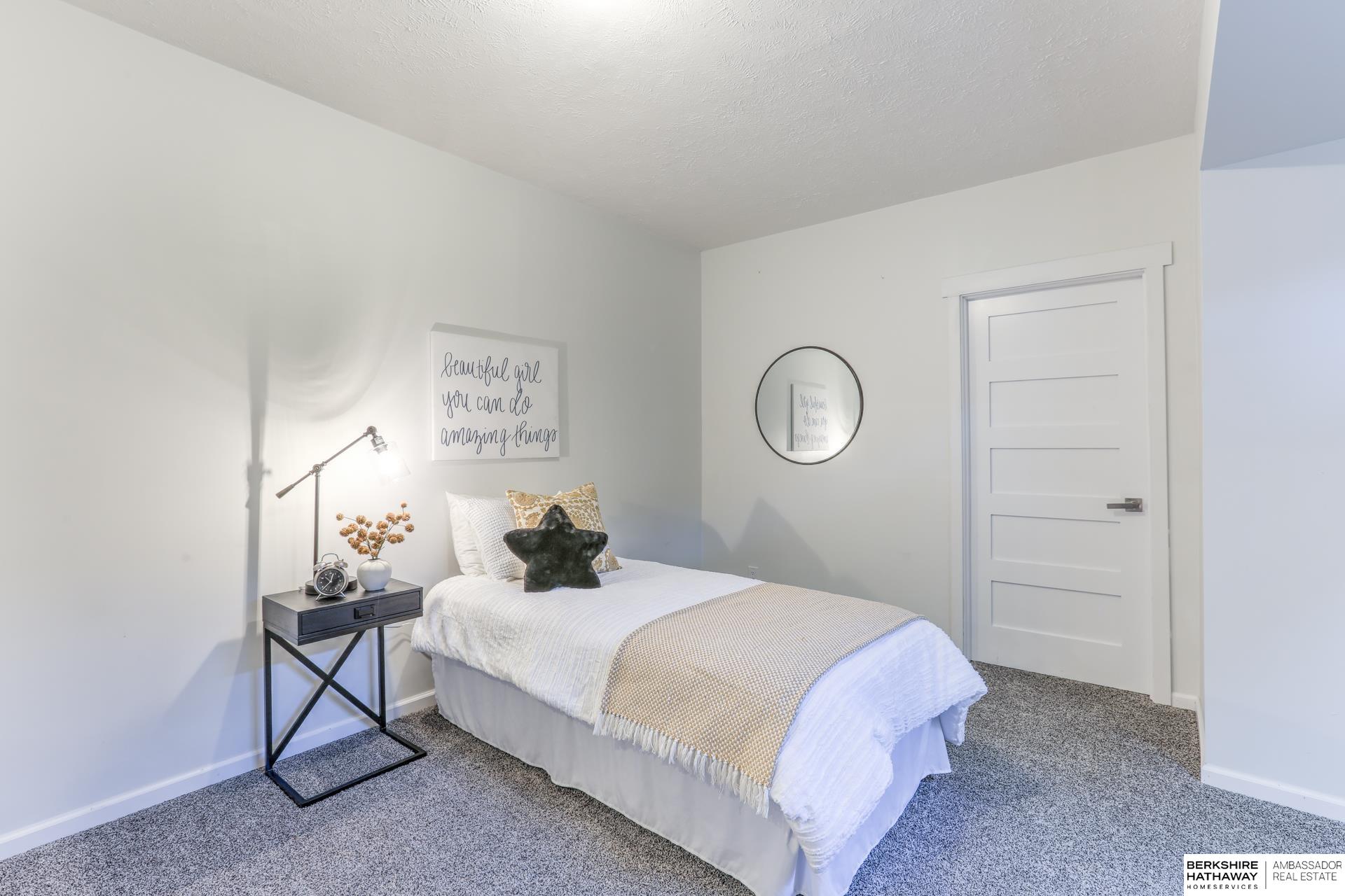 Gretna, Nebraska 68028, United States, 5 Bedrooms Bedrooms, ,3 BathroomsBathrooms,Residential,Pending,78626