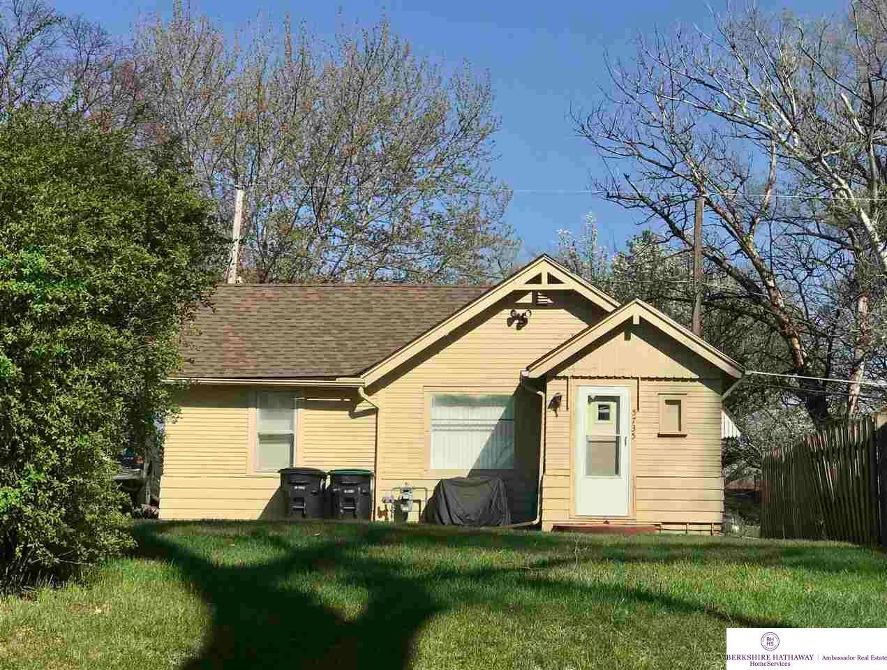 Photo 1 of 1 — 5735 N 34 Street, Omaha, NE 68111