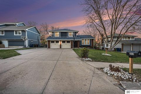MLS: 22509420