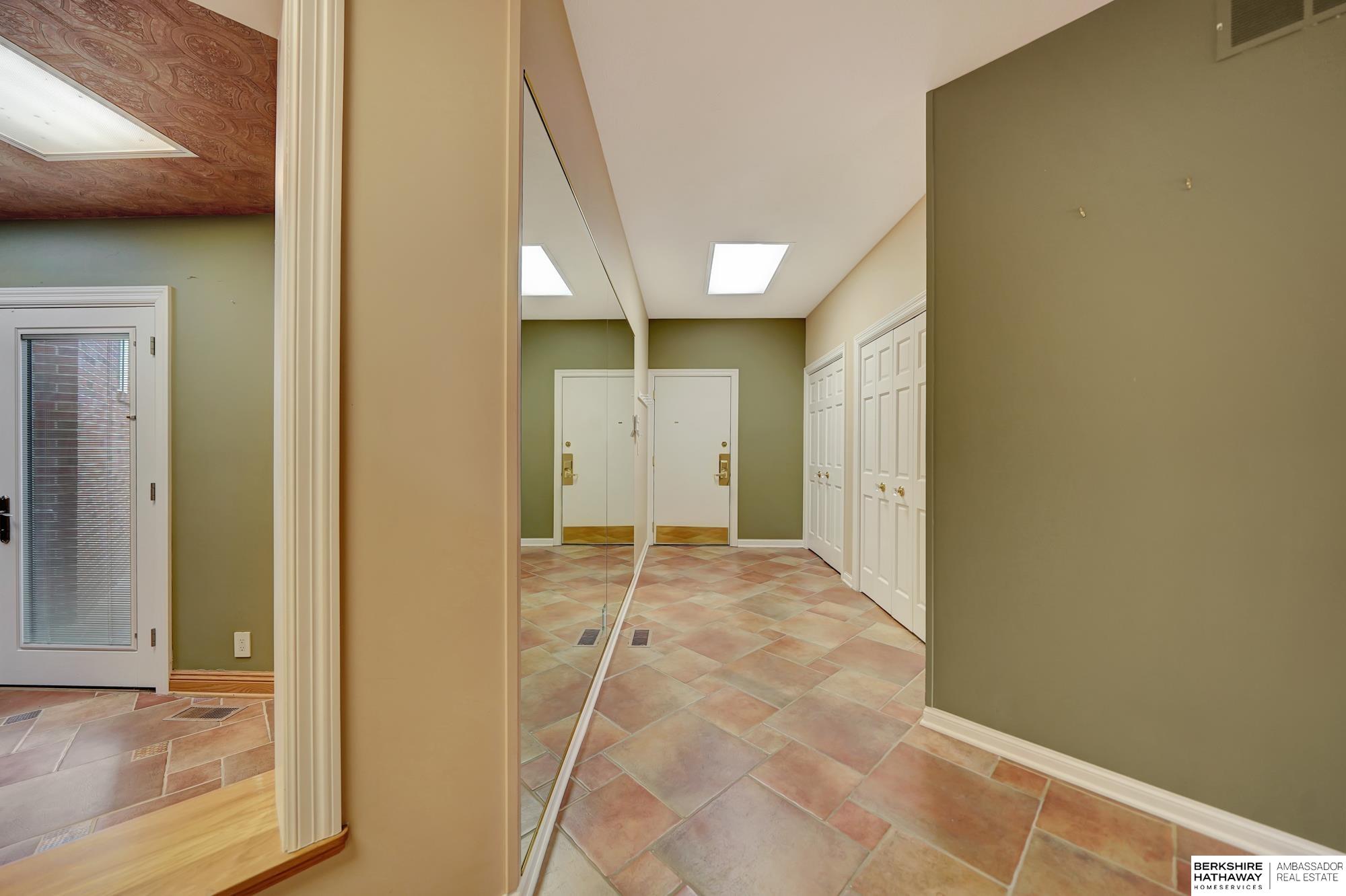 Lincoln, Nebraska 68516, United States, 5 Bedrooms Bedrooms, ,7 BathroomsBathrooms,Residential,Active,26451