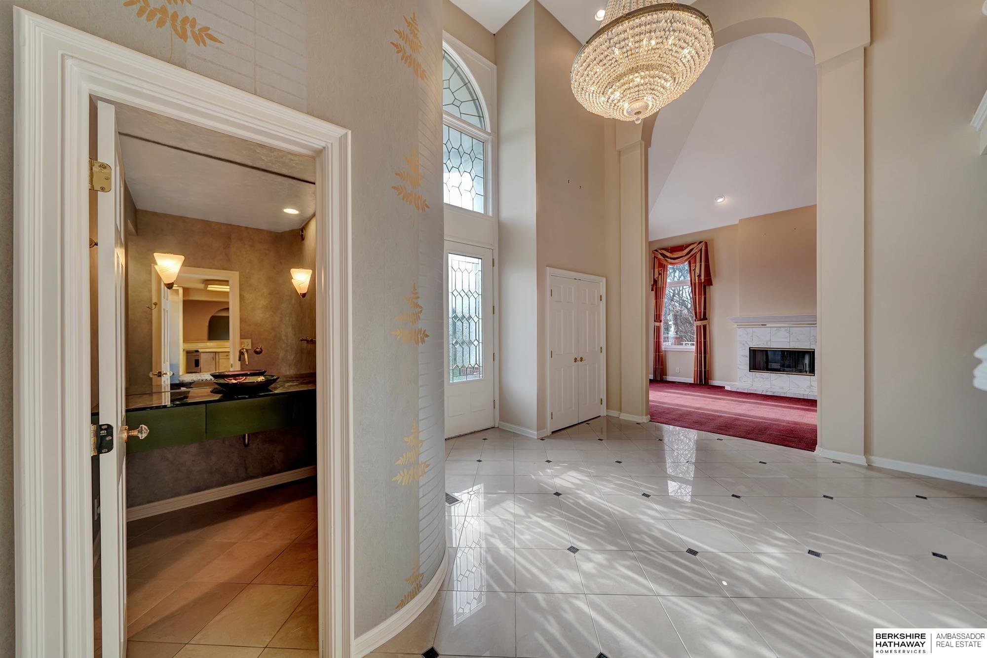 Lincoln, Nebraska 68516, United States, 5 Bedrooms Bedrooms, ,7 BathroomsBathrooms,Residential,Active,26451