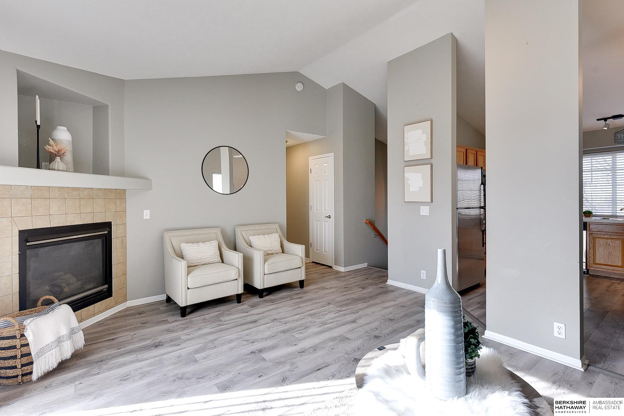 Omaha, Nebraska 68122, United States, 3 Bedrooms Bedrooms, ,2 BathroomsBathrooms,Residential,Pending,9442