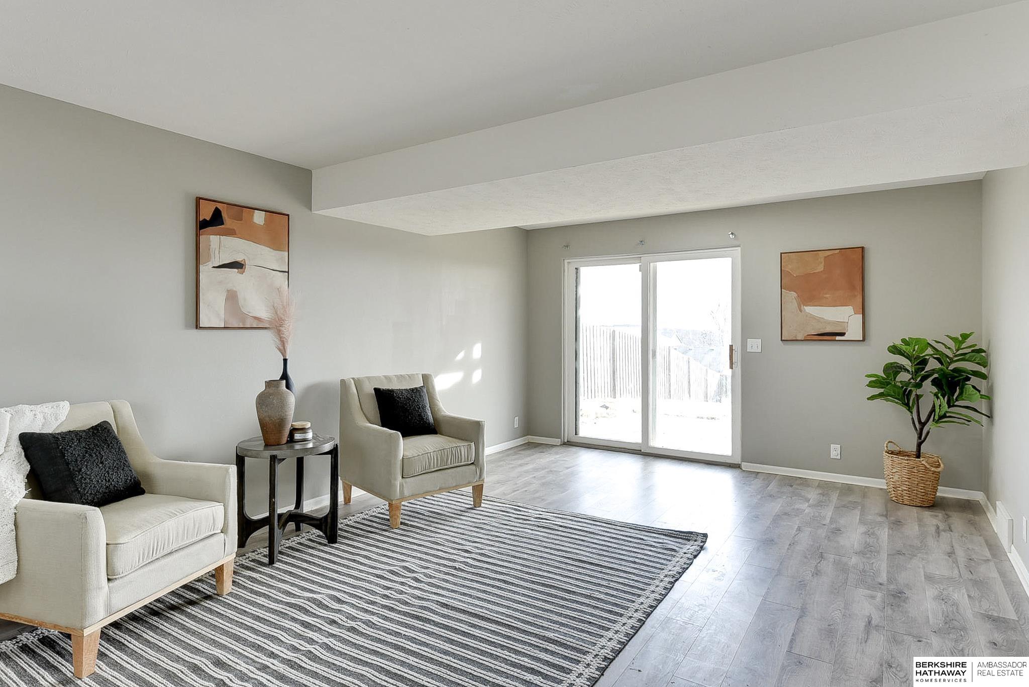 Omaha, Nebraska 68122, United States, 3 Bedrooms Bedrooms, ,2 BathroomsBathrooms,Residential,Pending,9442