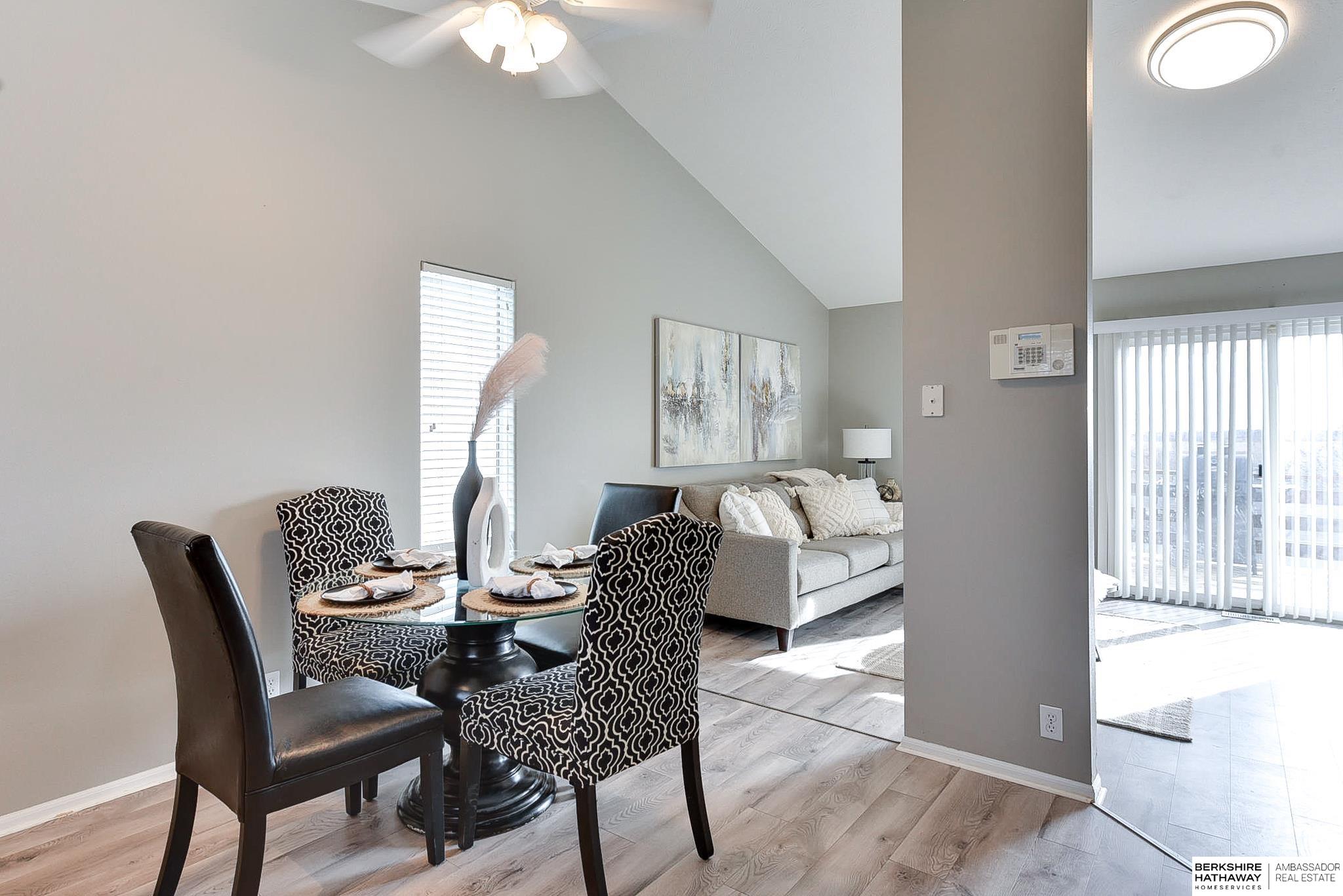 Omaha, Nebraska 68122, United States, 3 Bedrooms Bedrooms, ,2 BathroomsBathrooms,Residential,Pending,9442