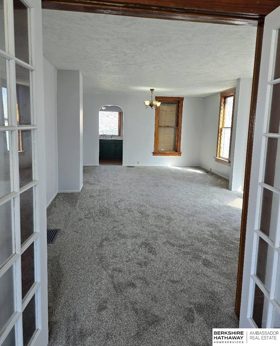 Lincoln, Nebraska 68503, United States, 3 Bedrooms Bedrooms, ,1 BathroomBathrooms,Residential,Active,93839