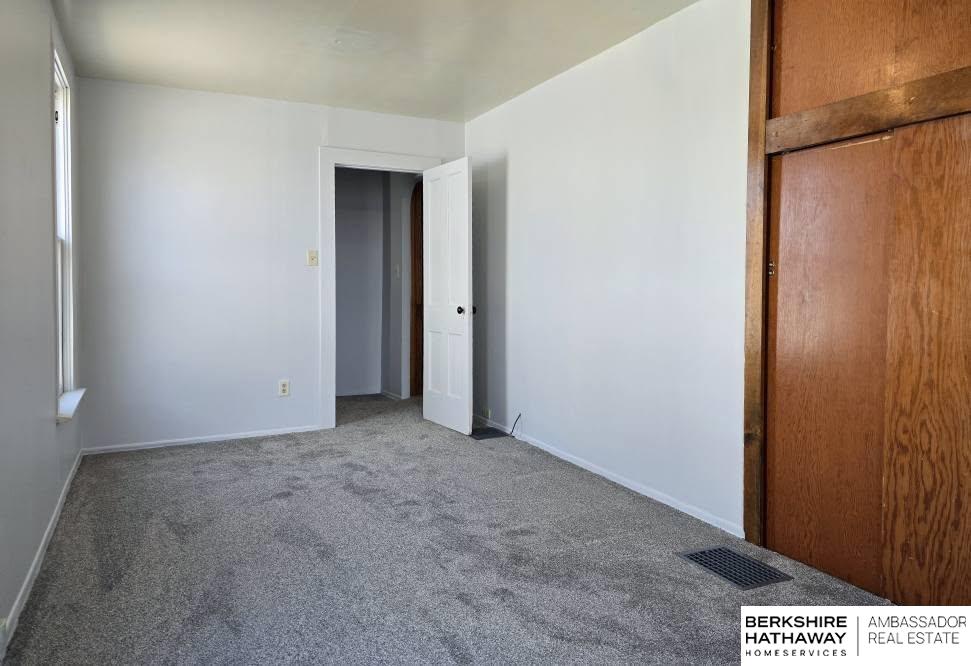 Lincoln, Nebraska 68503, United States, 3 Bedrooms Bedrooms, ,1 BathroomBathrooms,Residential,Active,93839