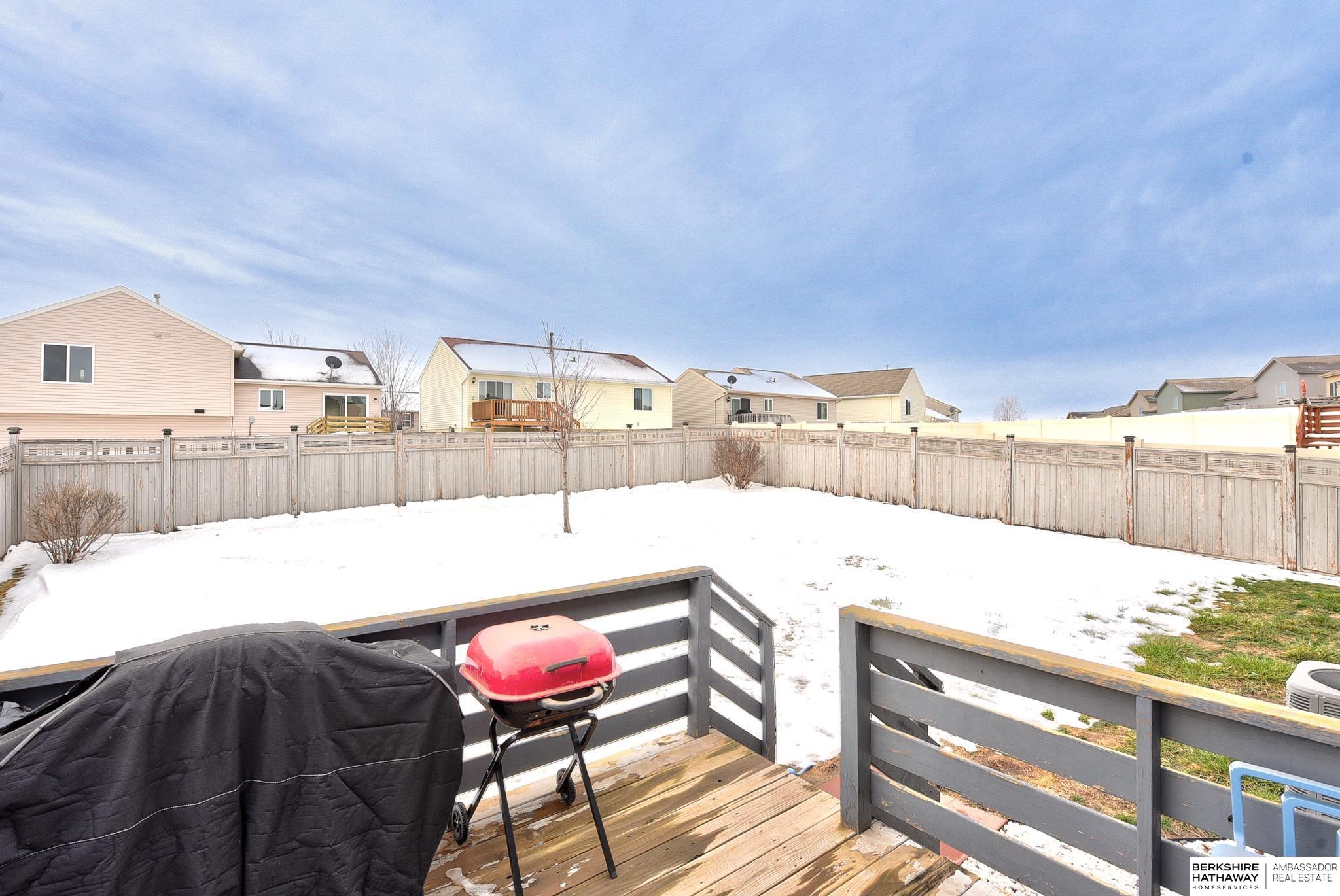 Omaha, Nebraska 68122, United States, 3 Bedrooms Bedrooms, ,2 BathroomsBathrooms,Residential,Pending,93443