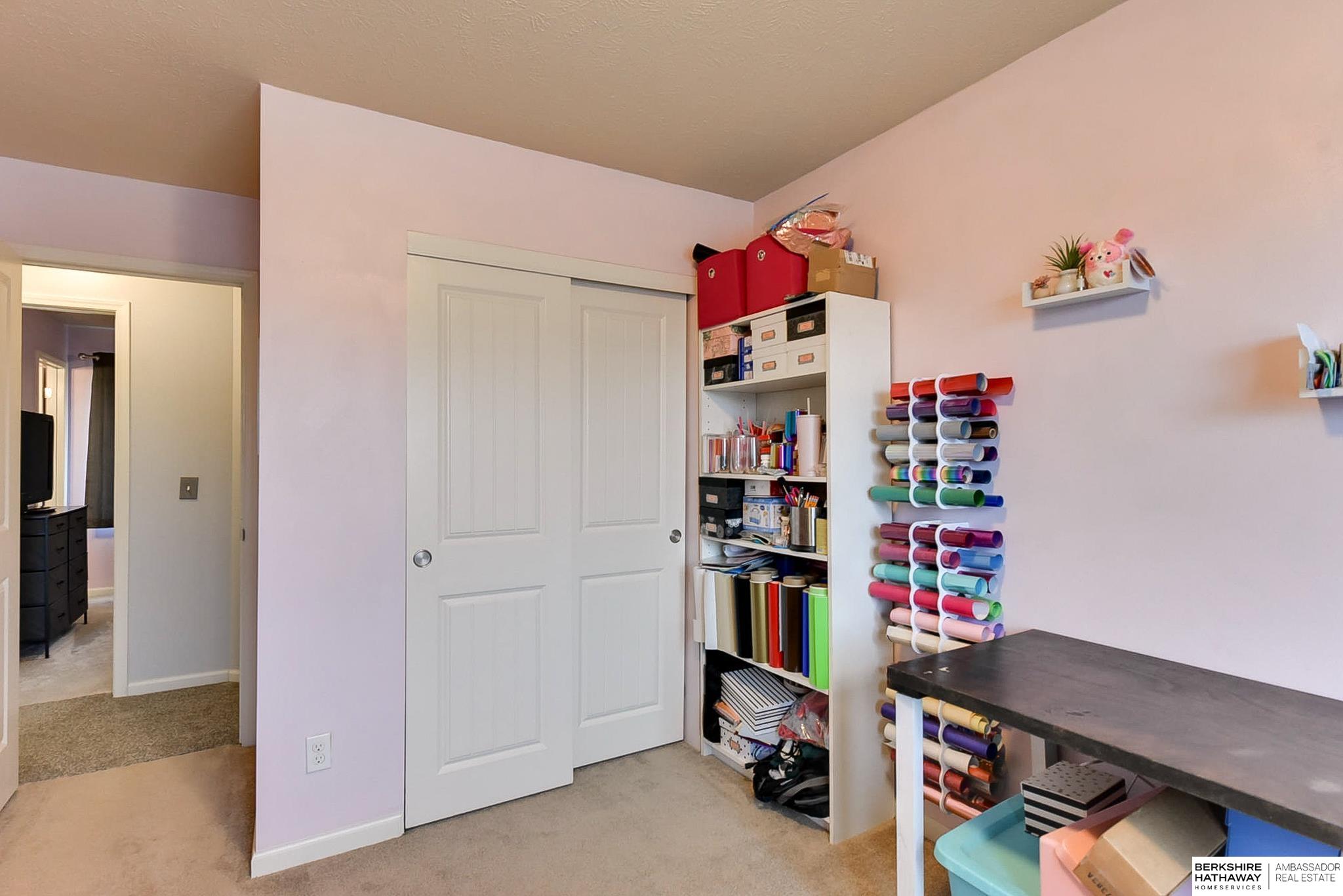 Omaha, Nebraska 68122, United States, 3 Bedrooms Bedrooms, ,2 BathroomsBathrooms,Residential,Pending,93443