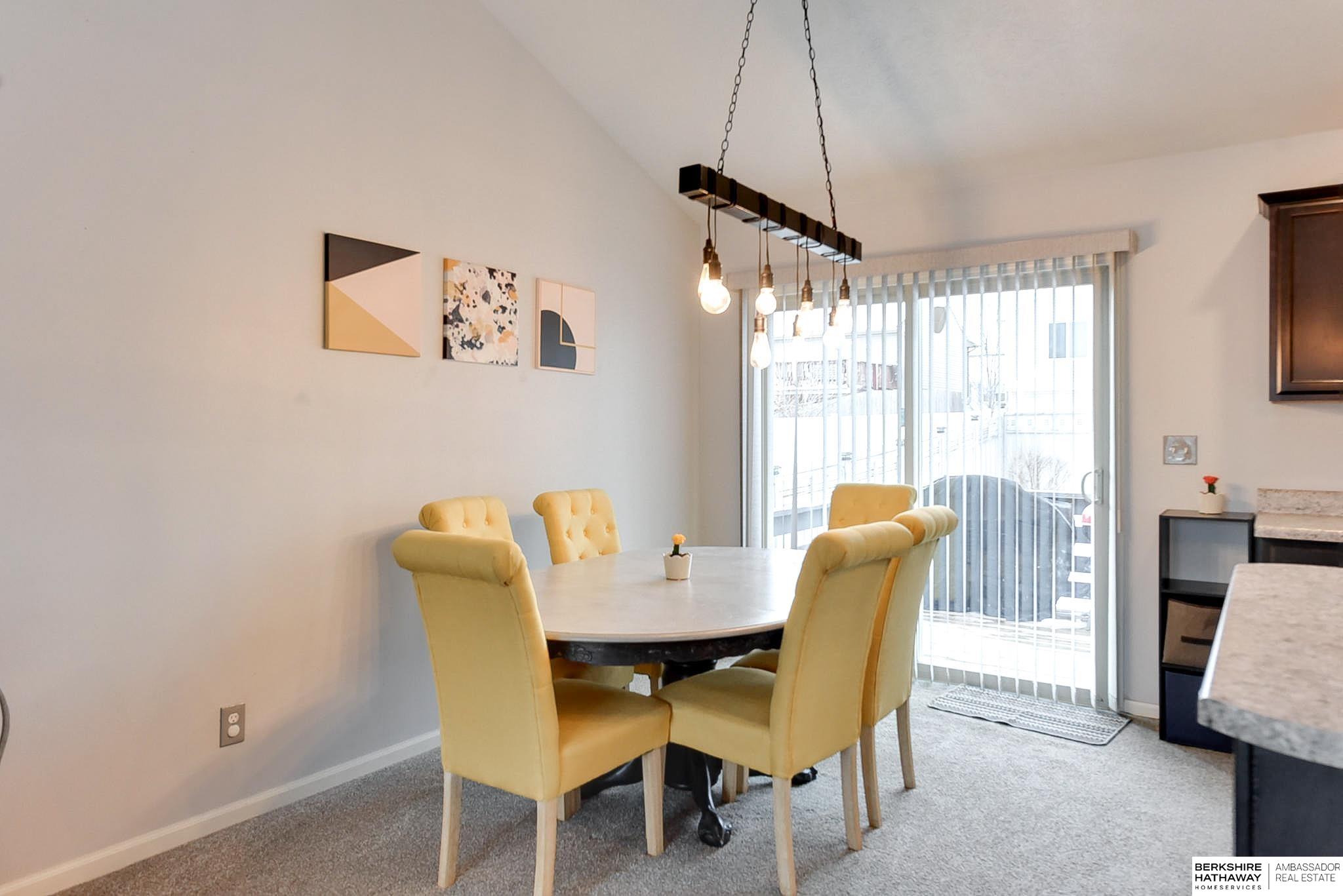 Omaha, Nebraska 68122, United States, 3 Bedrooms Bedrooms, ,2 BathroomsBathrooms,Residential,Pending,93443