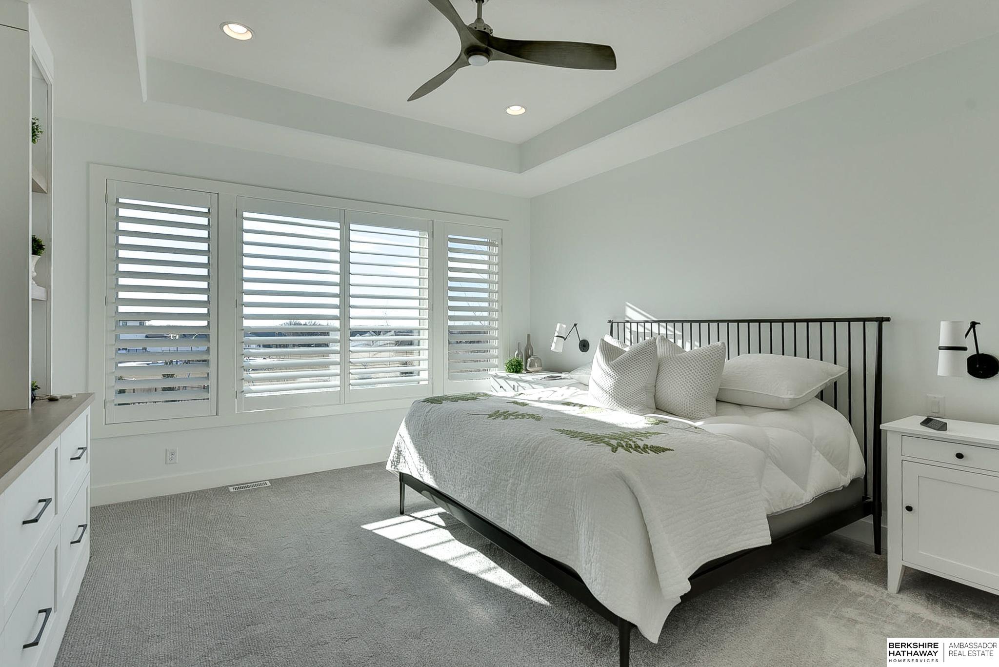 Omaha, Nebraska 68022, United States, 5 Bedrooms Bedrooms, ,4 BathroomsBathrooms,Residential,Pending,694