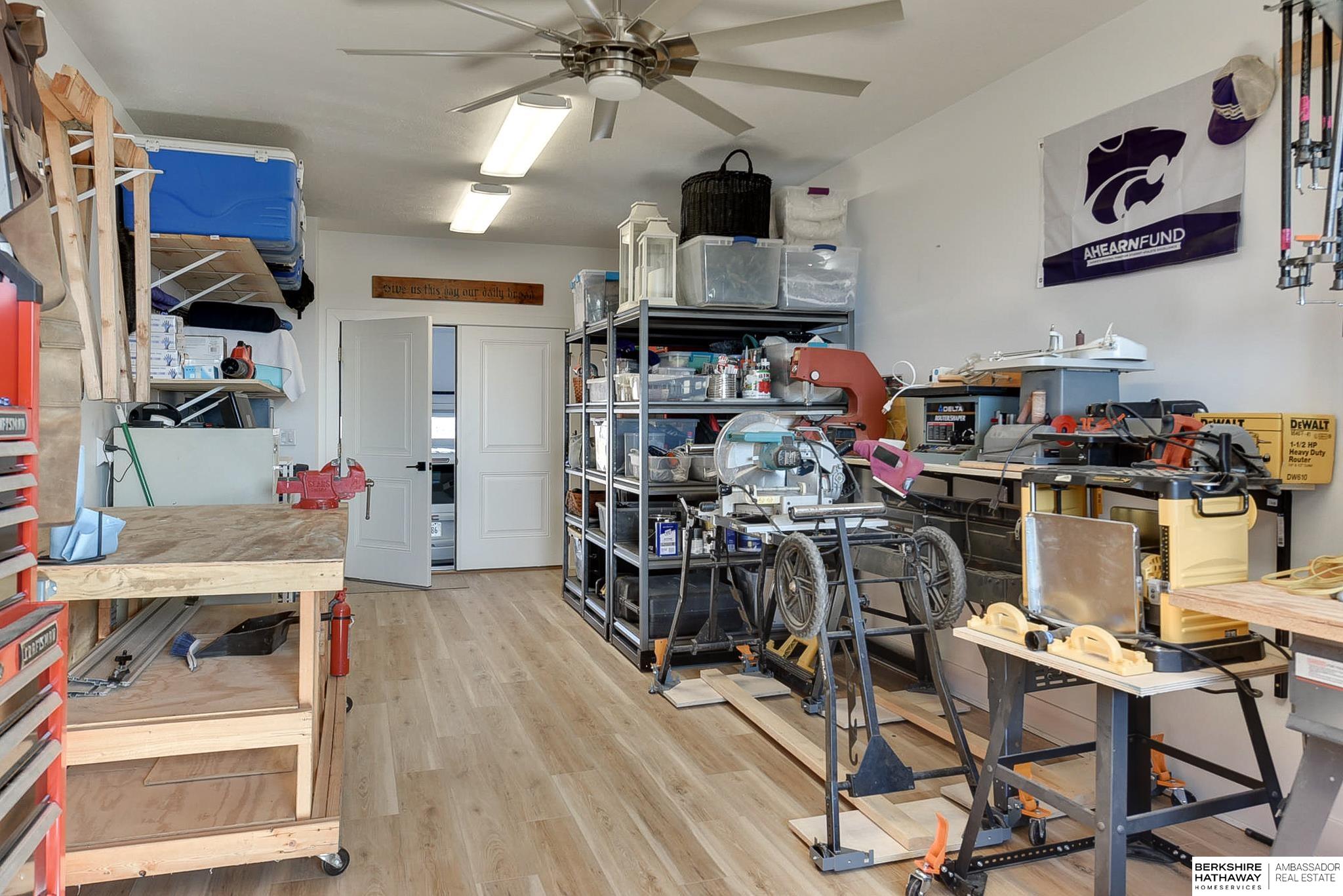 Omaha, Nebraska 68022, United States, 5 Bedrooms Bedrooms, ,4 BathroomsBathrooms,Residential,Pending,694