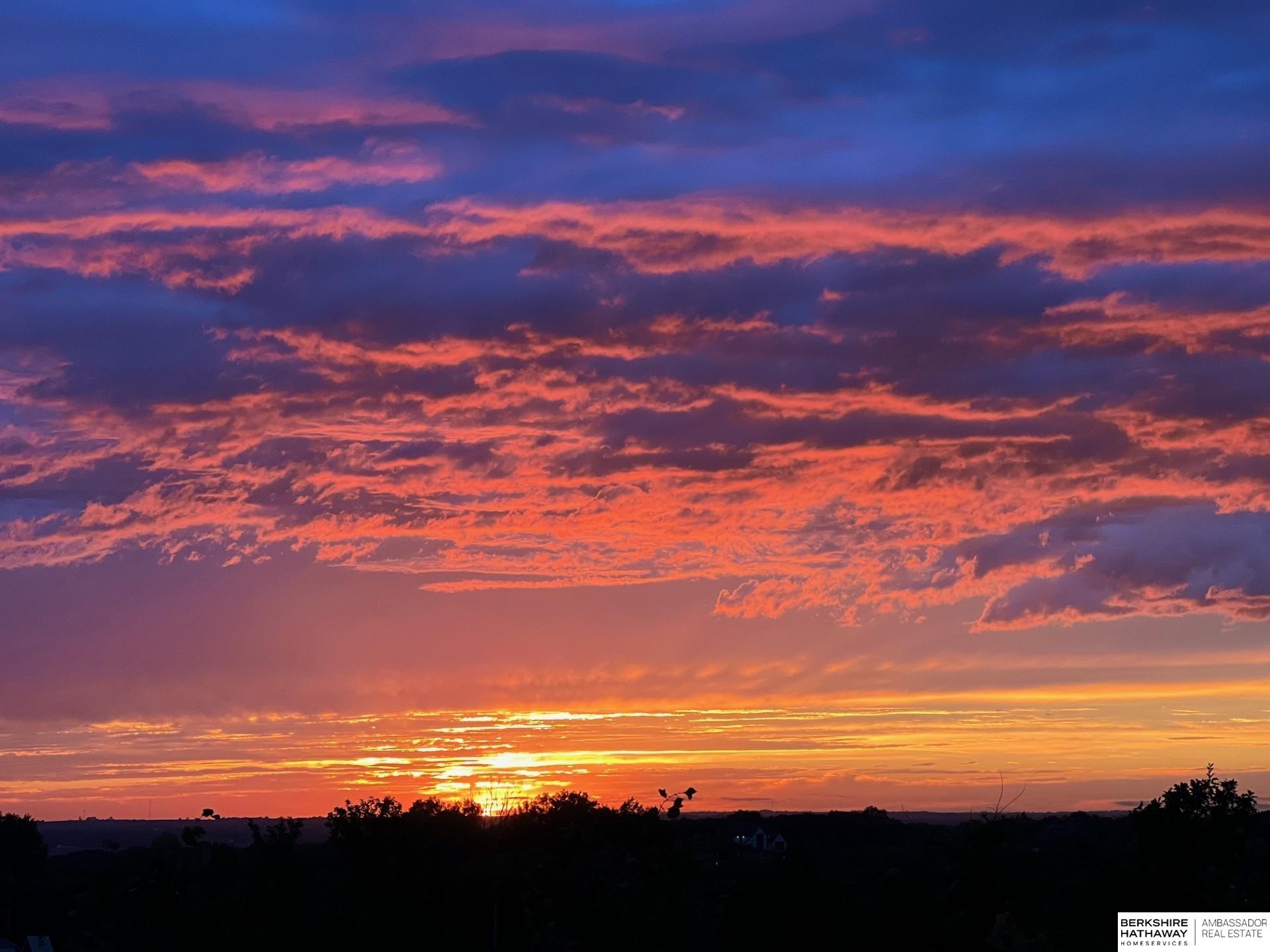 Omaha, Nebraska 68022, United States, 5 Bedrooms Bedrooms, ,4 BathroomsBathrooms,Residential,Pending,694