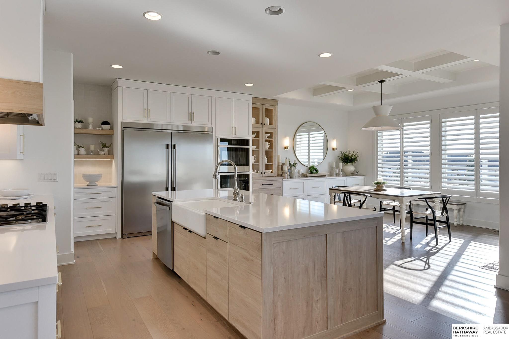 Omaha, Nebraska 68022, United States, 5 Bedrooms Bedrooms, ,4 BathroomsBathrooms,Residential,Pending,694