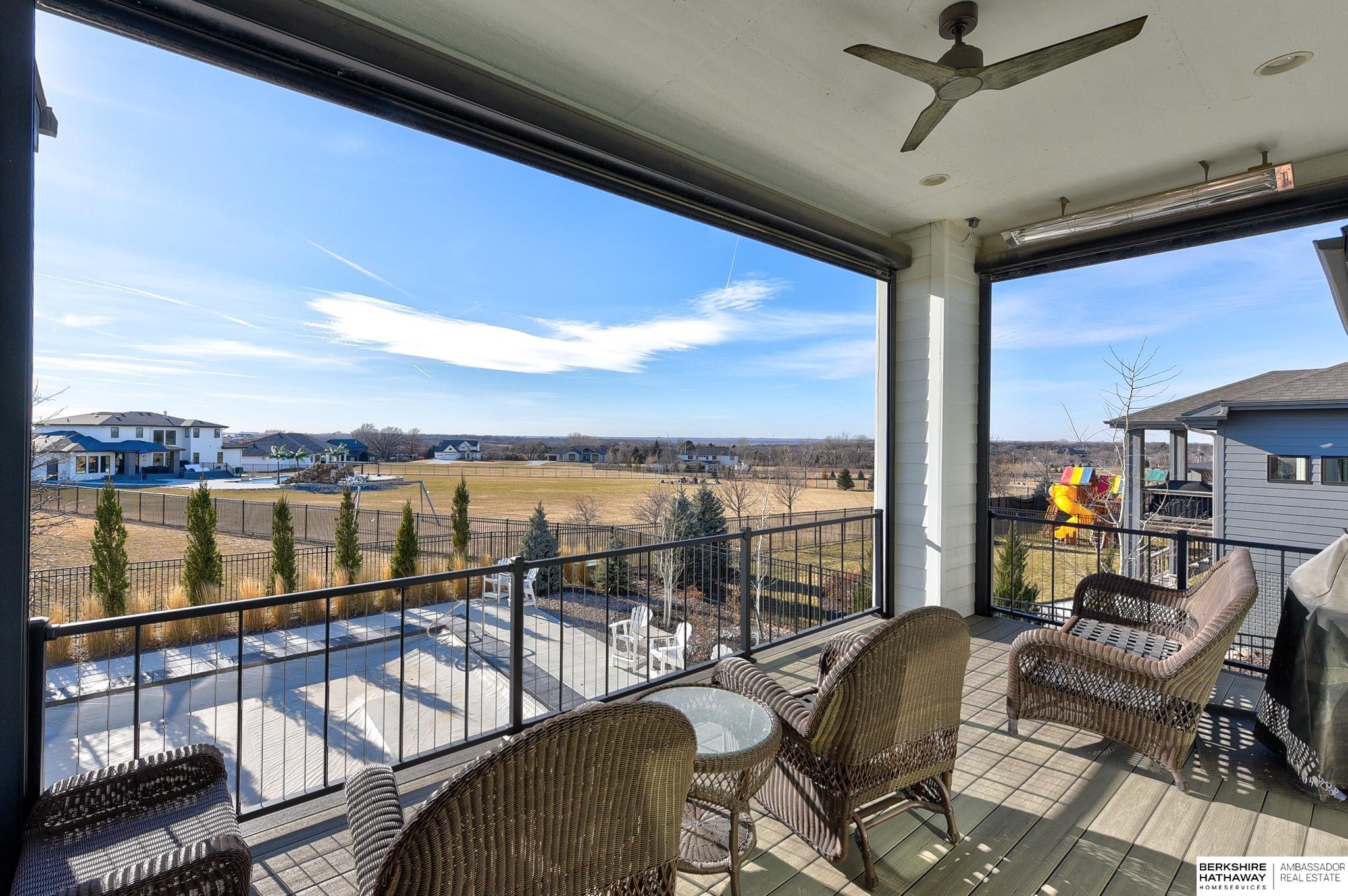 Omaha, Nebraska 68022, United States, 5 Bedrooms Bedrooms, ,4 BathroomsBathrooms,Residential,Pending,694