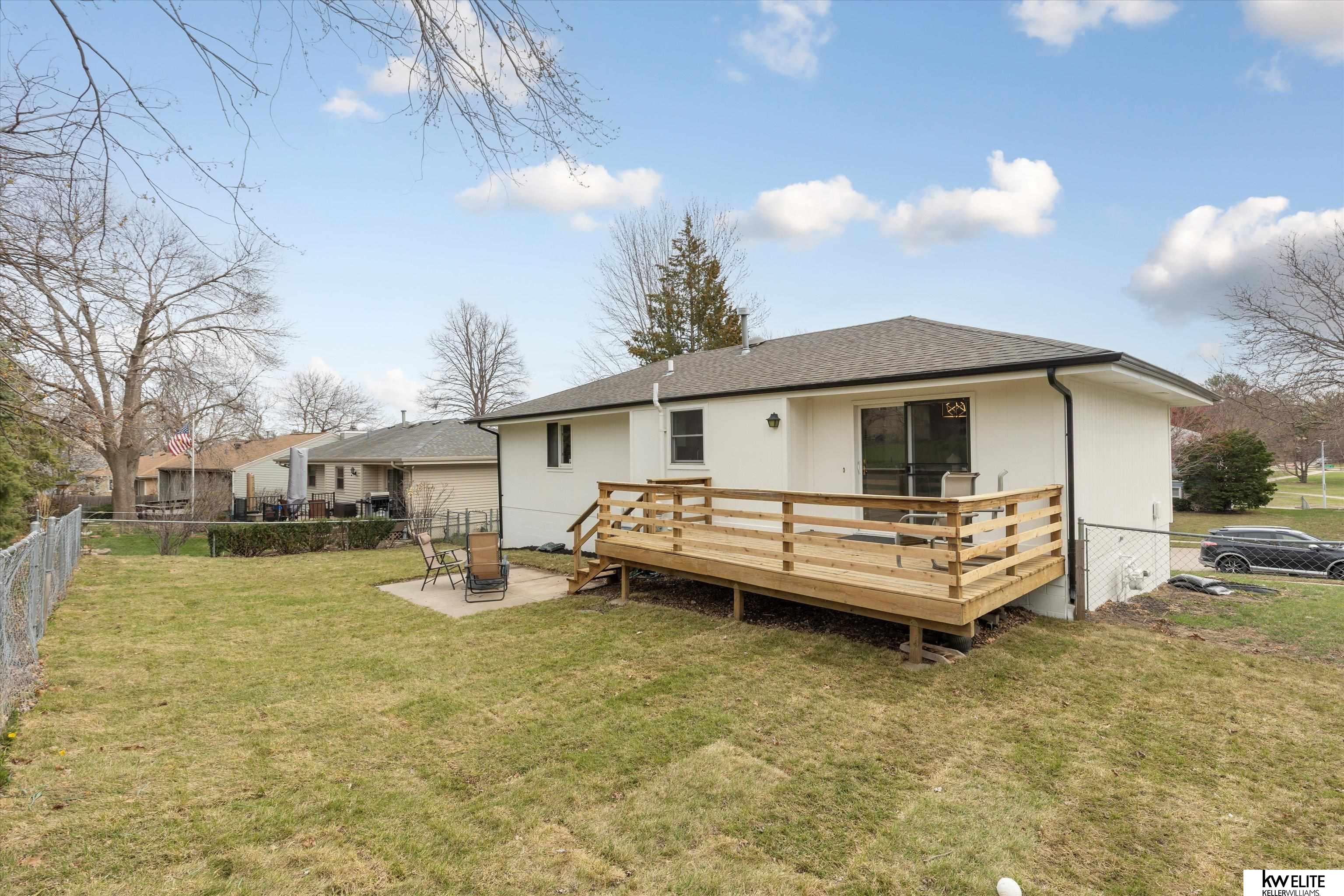 Omaha, Nebraska 68164, United States, 3 Bedrooms Bedrooms, ,3 BathroomsBathrooms,Residential,Pending,106971