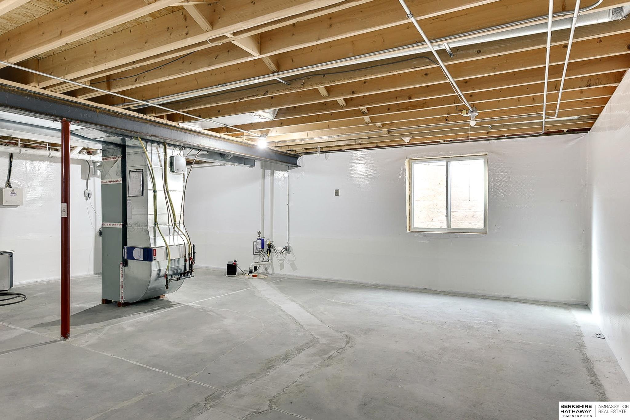 Omaha, Nebraska 68164, United States, 2 Bedrooms Bedrooms, ,2 BathroomsBathrooms,Residential,Active,437