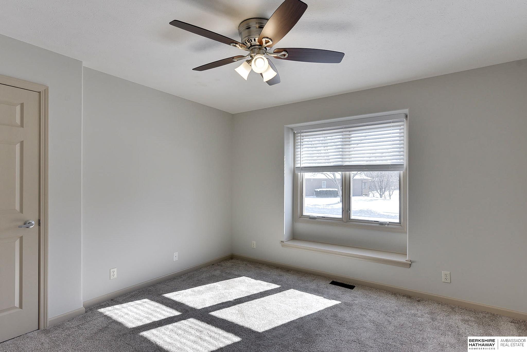 Omaha, Nebraska 68164, United States, 2 Bedrooms Bedrooms, ,2 BathroomsBathrooms,Residential,Active,437