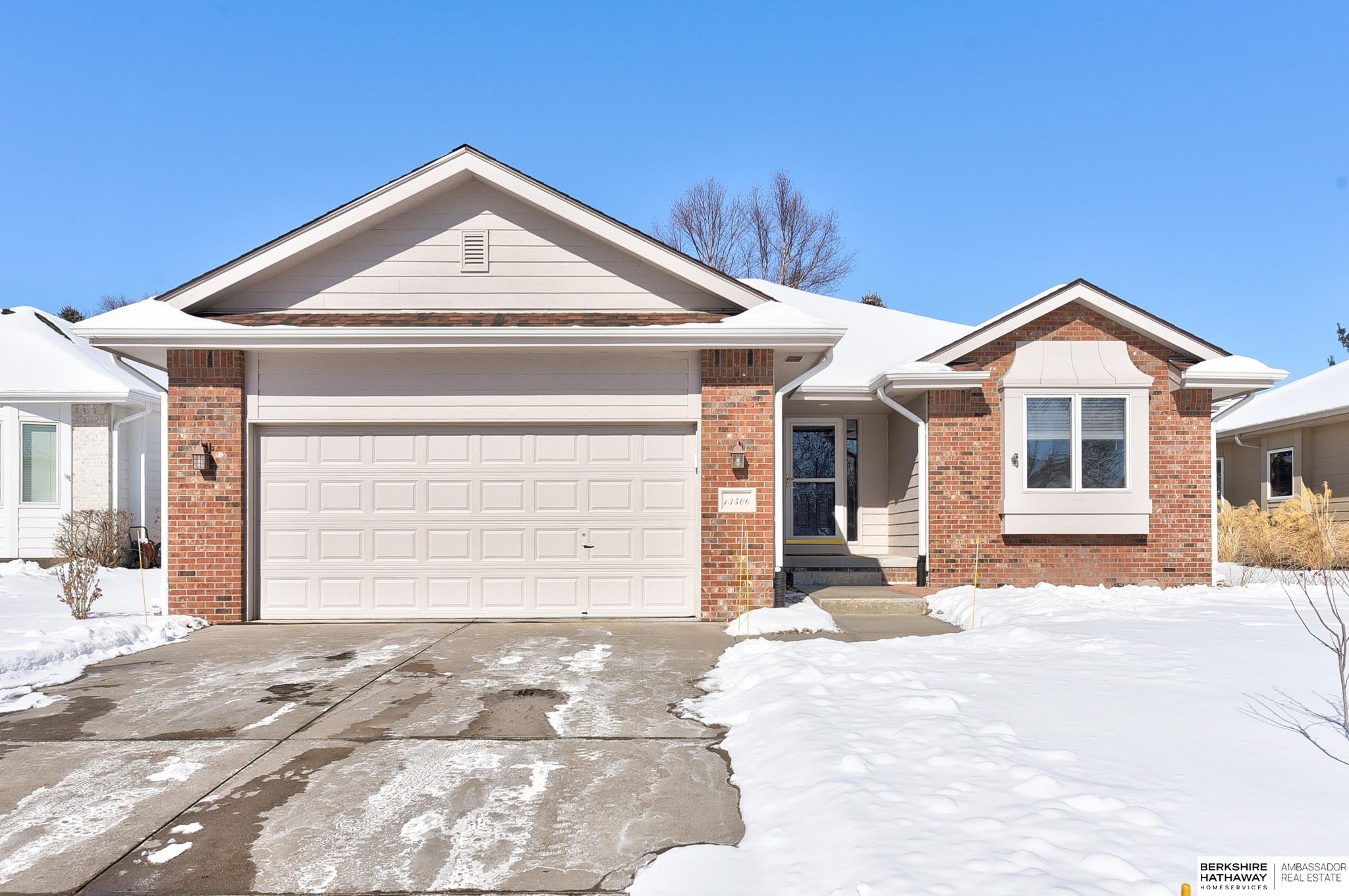 Omaha, Nebraska 68164, United States, 2 Bedrooms Bedrooms, ,2 BathroomsBathrooms,Residential,Active,437