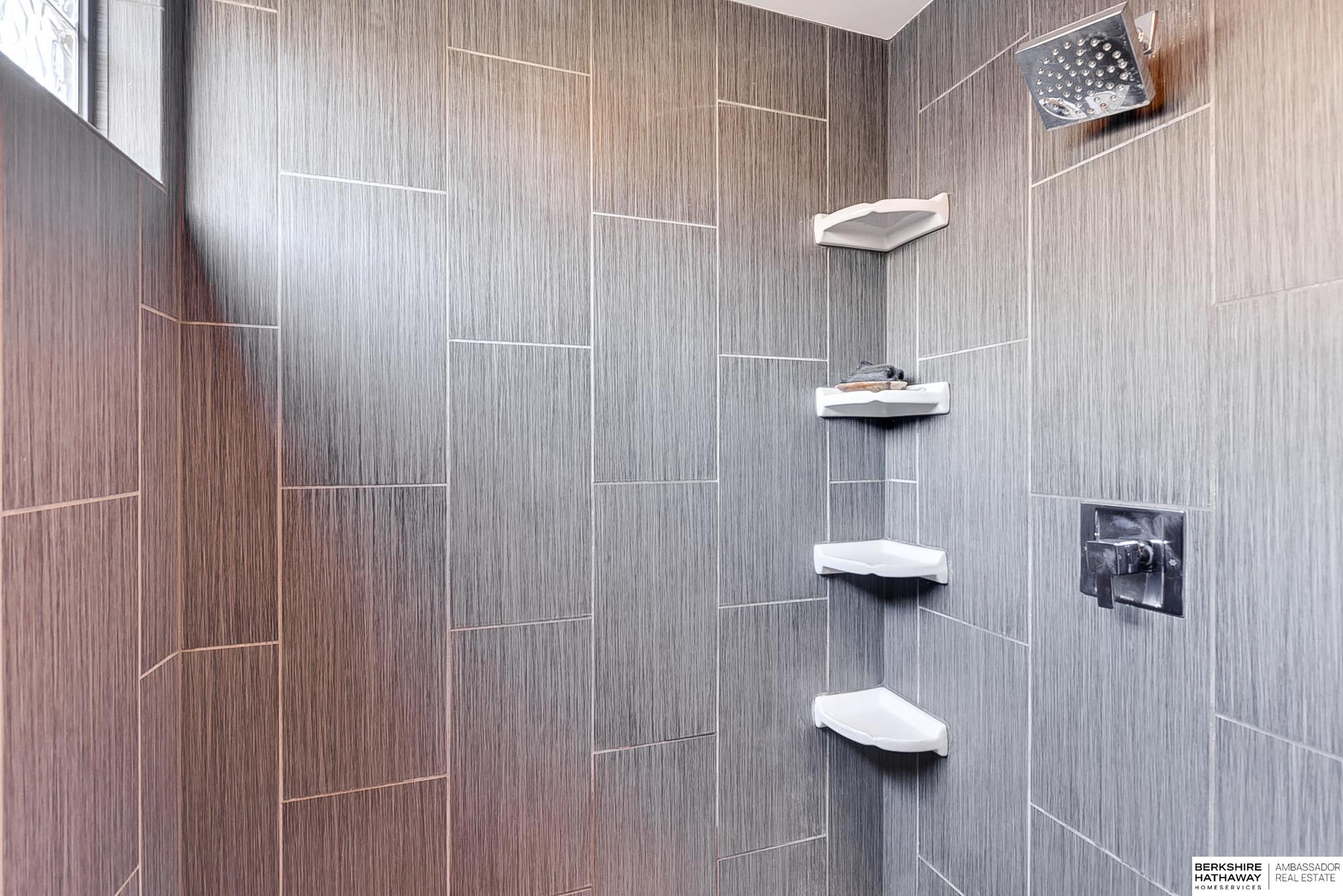 Omaha, Nebraska 68135, United States, 3 Bedrooms Bedrooms, ,3 BathroomsBathrooms,Residential,Active,7679