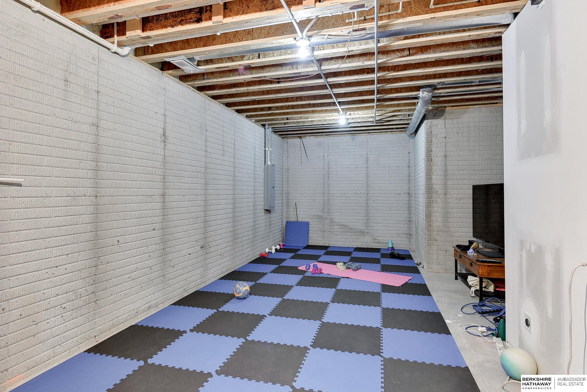 Omaha, Nebraska 68135, United States, 3 Bedrooms Bedrooms, ,3 BathroomsBathrooms,Residential,Active,7679