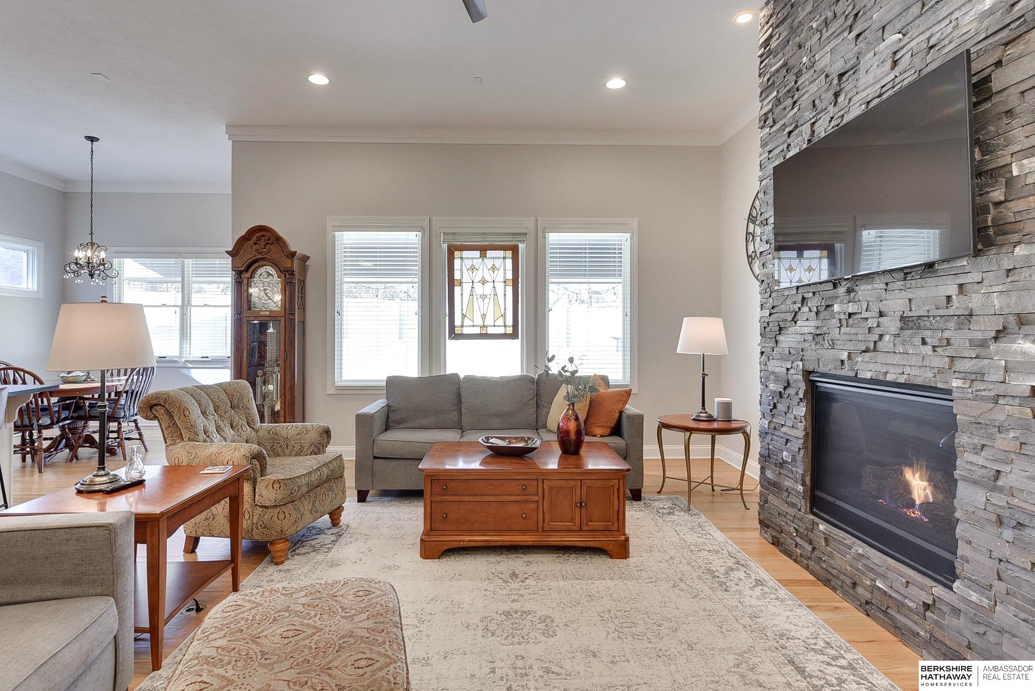 Omaha, Nebraska 68135, United States, 3 Bedrooms Bedrooms, ,3 BathroomsBathrooms,Residential,Active,7679