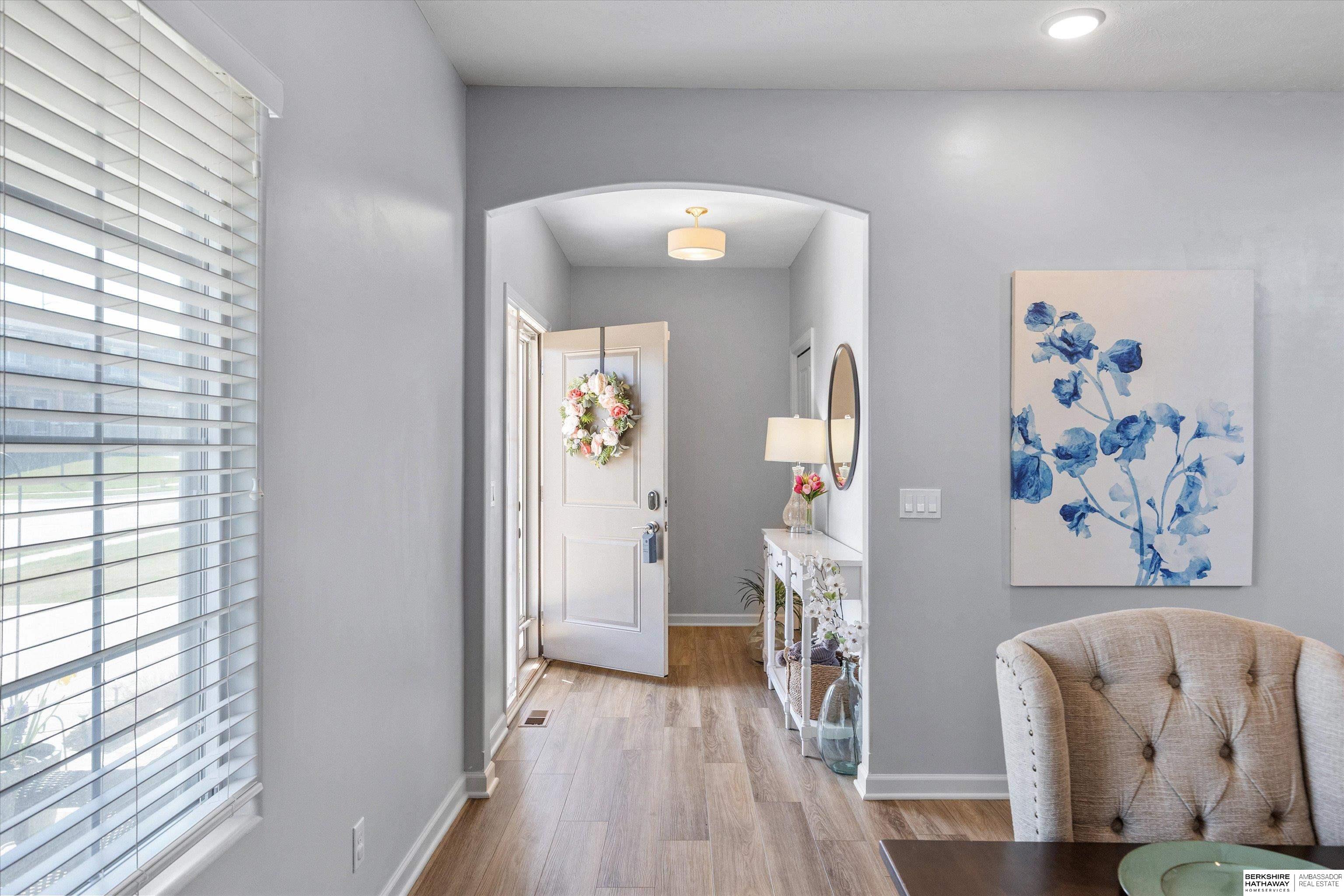 Omaha, Nebraska 68136, United States, 5 Bedrooms Bedrooms, ,3 BathroomsBathrooms,Residential,Pending,107950