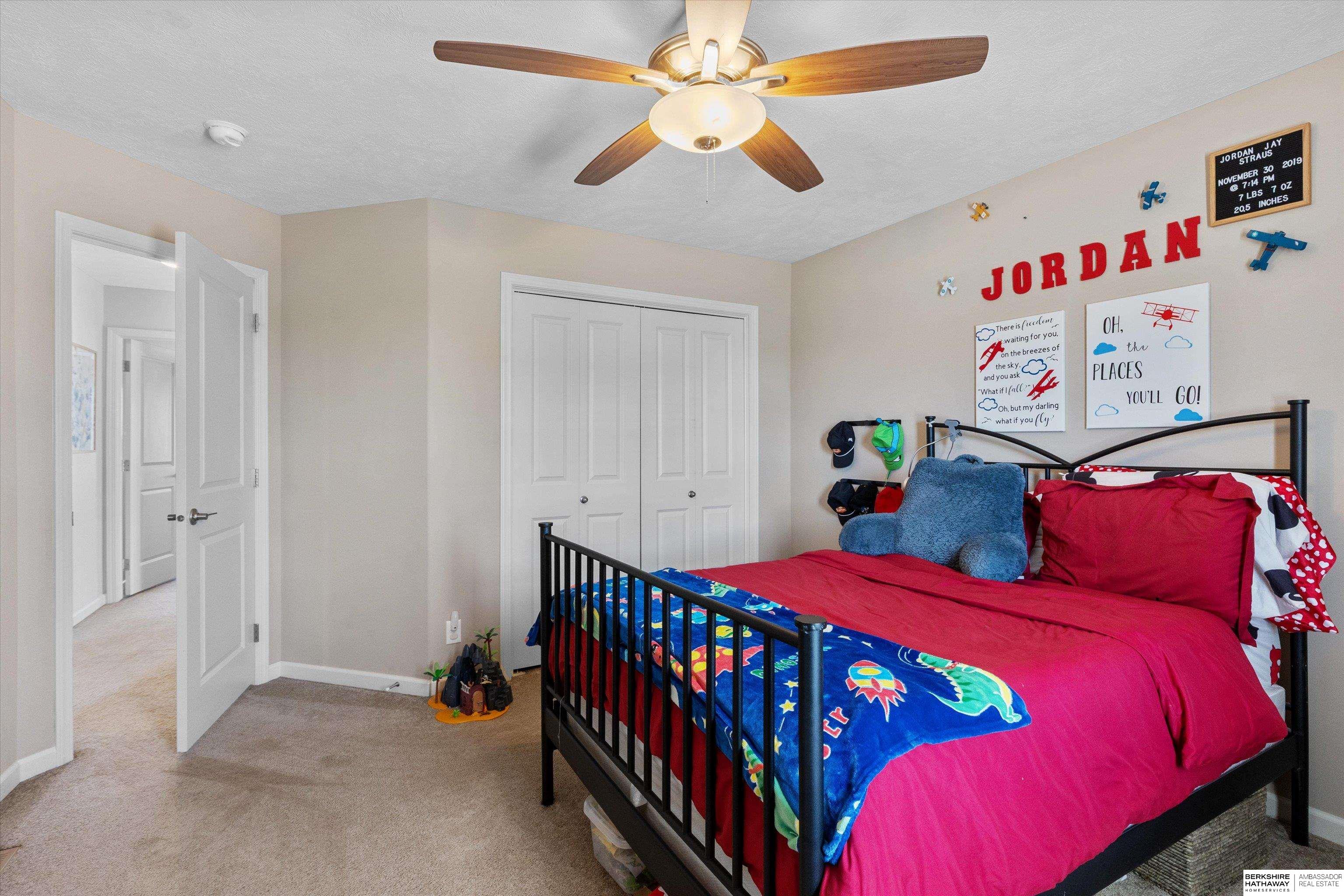 Omaha, Nebraska 68136, United States, 5 Bedrooms Bedrooms, ,3 BathroomsBathrooms,Residential,Pending,107950