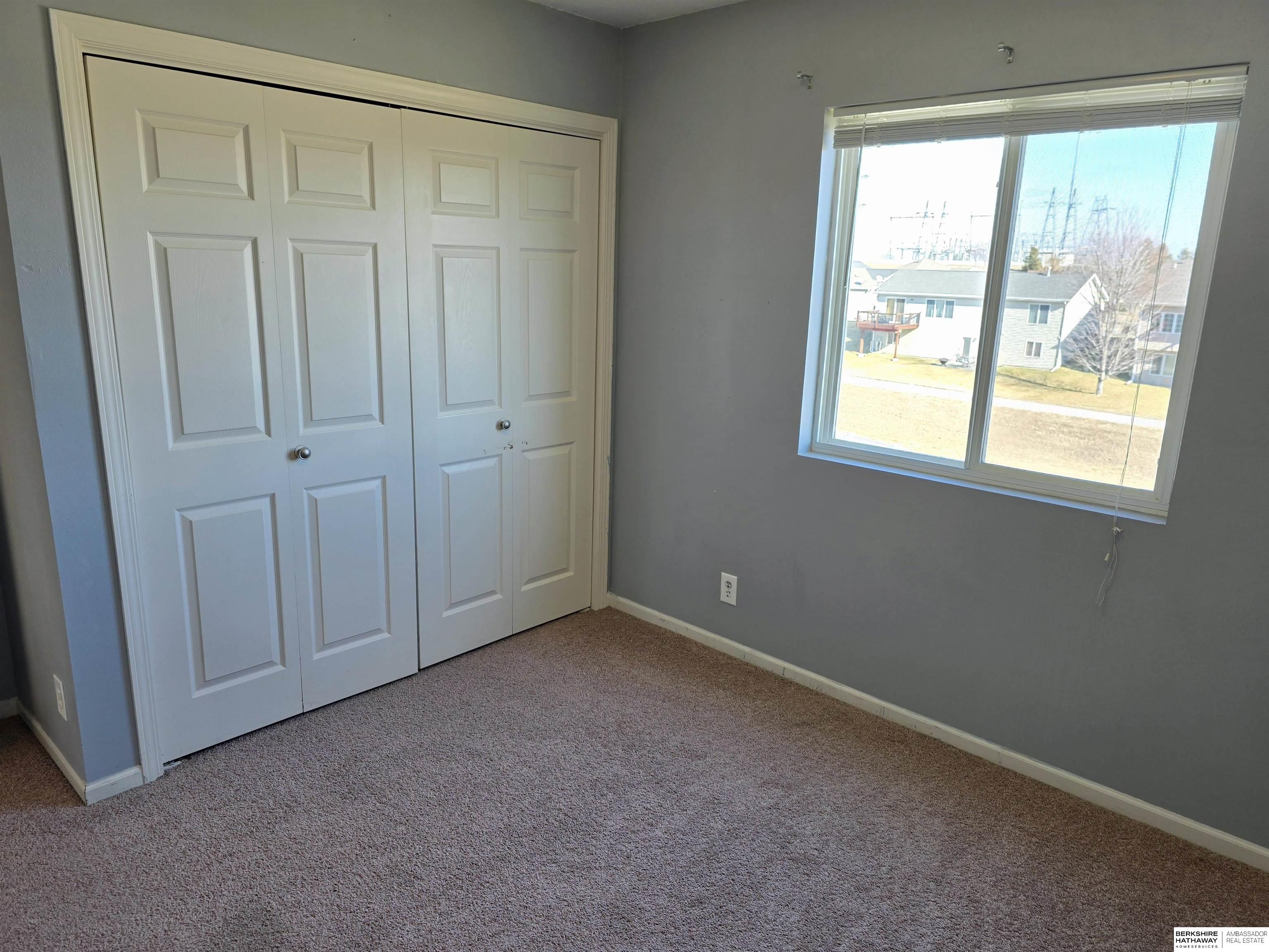 Lincoln, Nebraska 68524, United States, 4 Bedrooms Bedrooms, ,4 BathroomsBathrooms,Residential,Active,84167