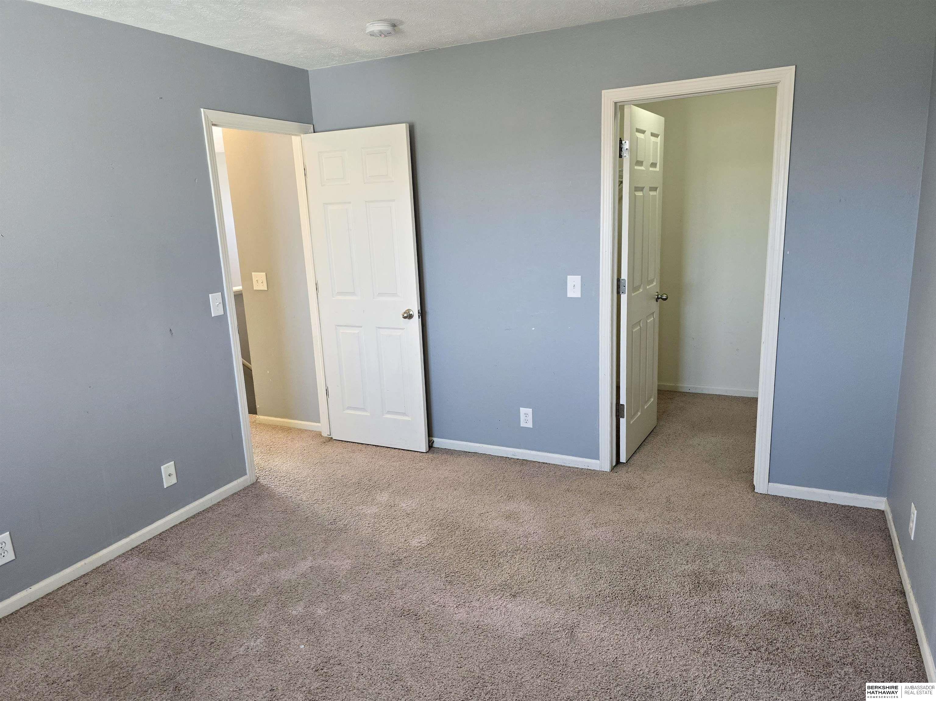 Lincoln, Nebraska 68524, United States, 4 Bedrooms Bedrooms, ,4 BathroomsBathrooms,Residential,Active,84167