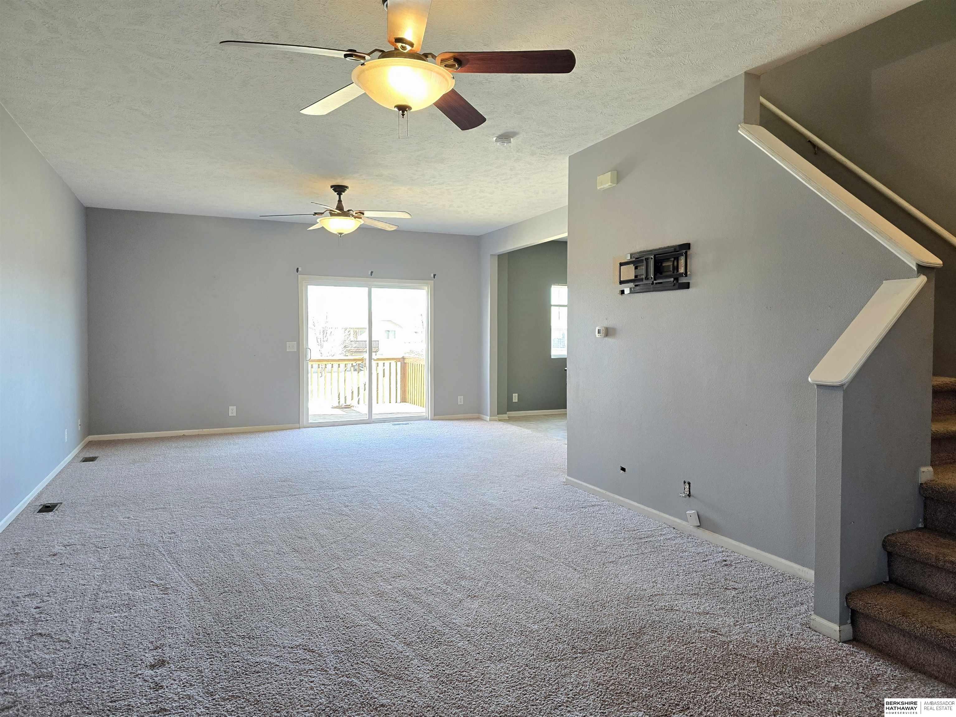 Lincoln, Nebraska 68524, United States, 4 Bedrooms Bedrooms, ,4 BathroomsBathrooms,Residential,Active,84167